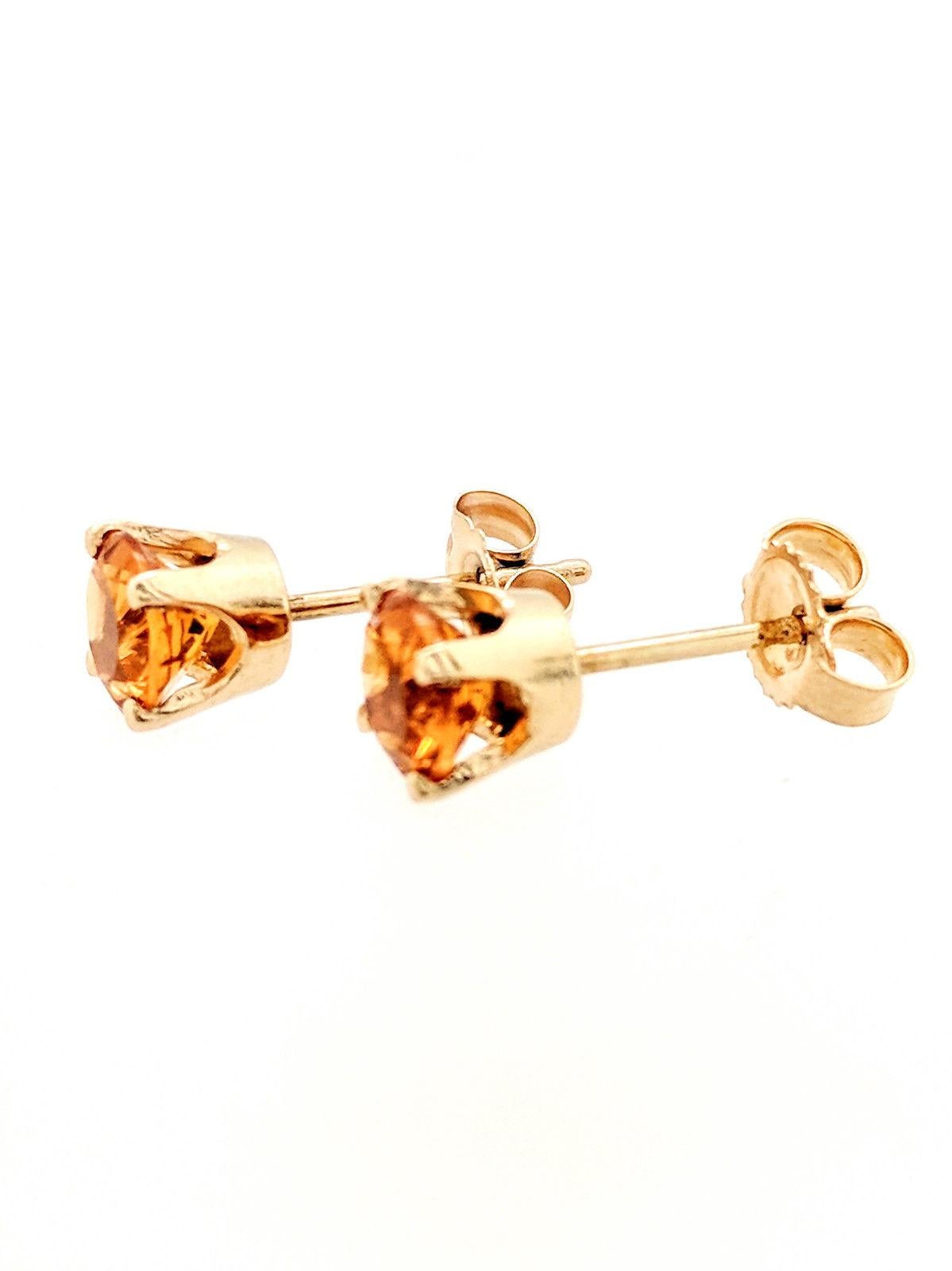 Round Cut 14-Karat Yellow Gold Round Citrine Four-Prong Stud Earrings