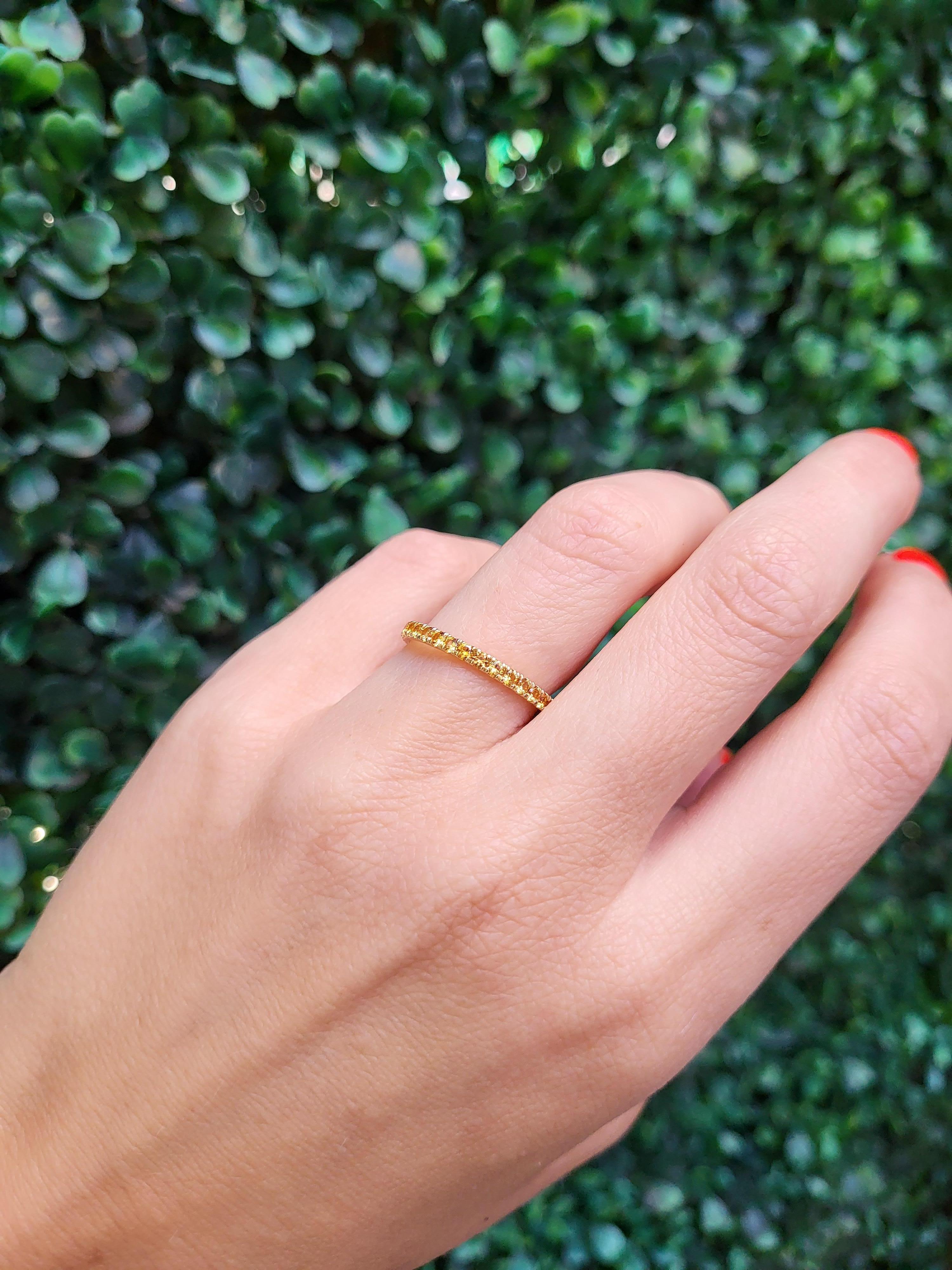 14 Karat Yellow Gold Round Natural Yellow Sapphire Stacking Band In New Condition For Sale In Houston, TX