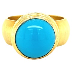 14 Karat Yellow Gold Round Turquoise Cabochon Ring