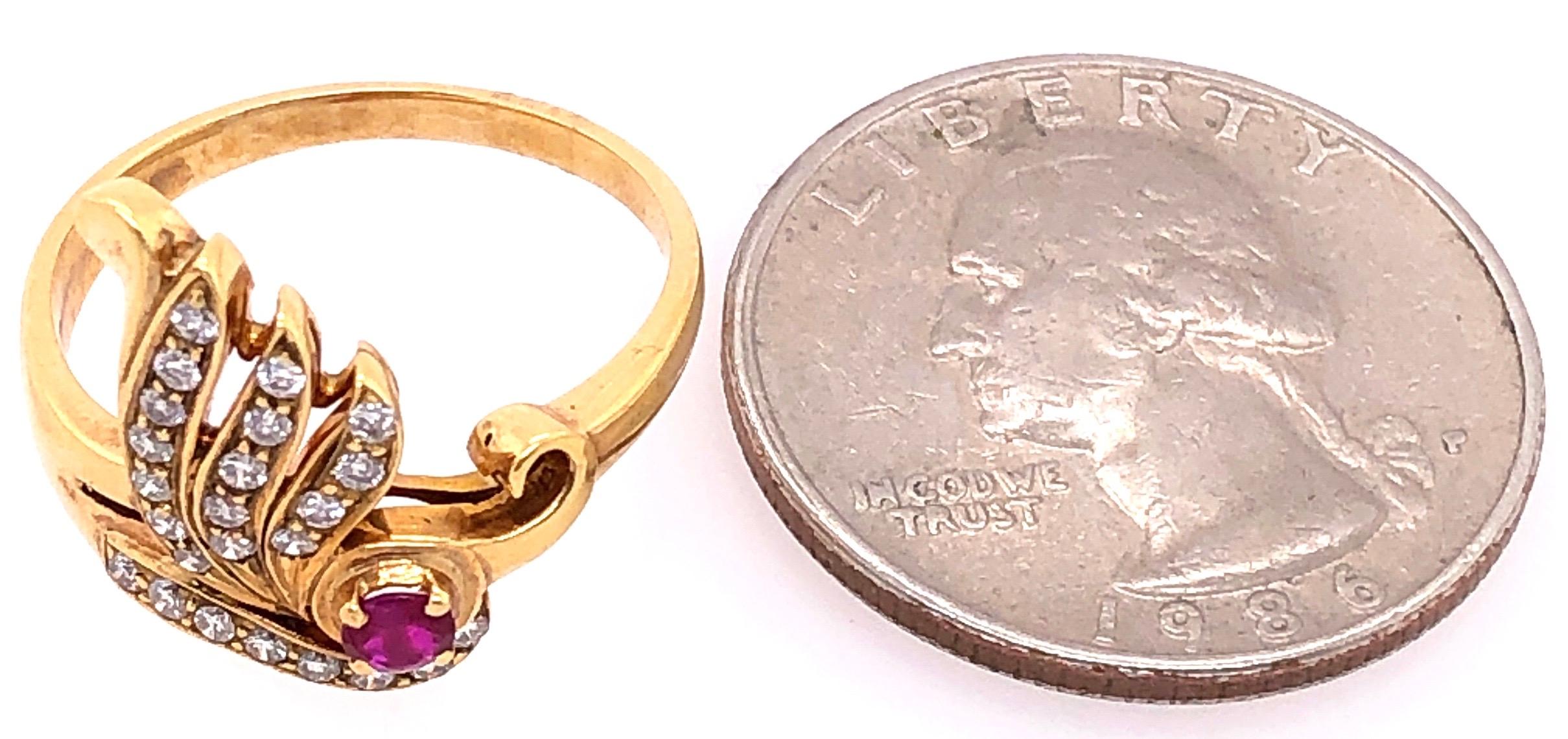 Zeitgenössischer Ring aus 14 Karat Gelbgold mit Rubin und Diamant im Angebot 3