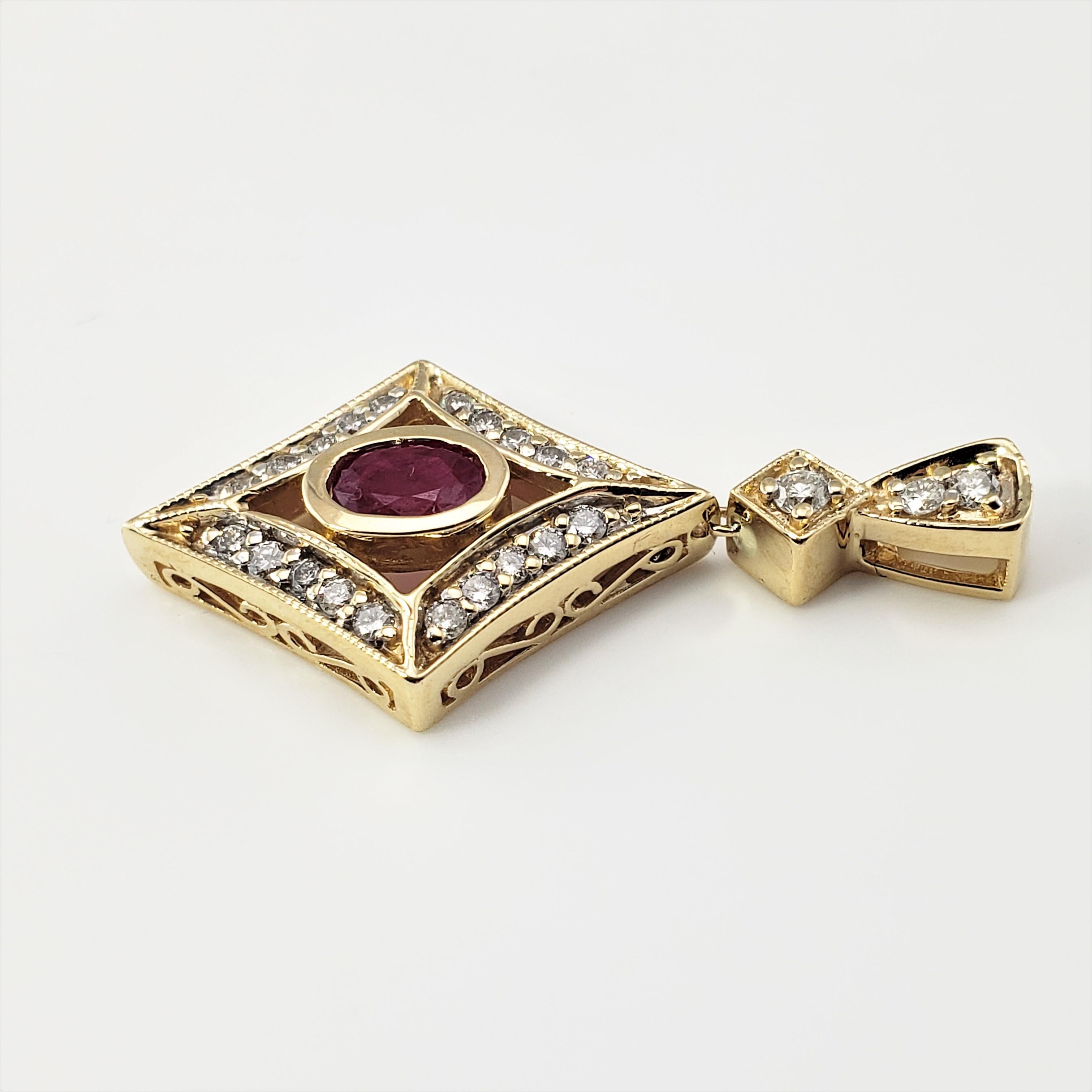 Brilliant Cut 14 Karat Yellow Gold Natural Ruby and Diamond Pendant For Sale