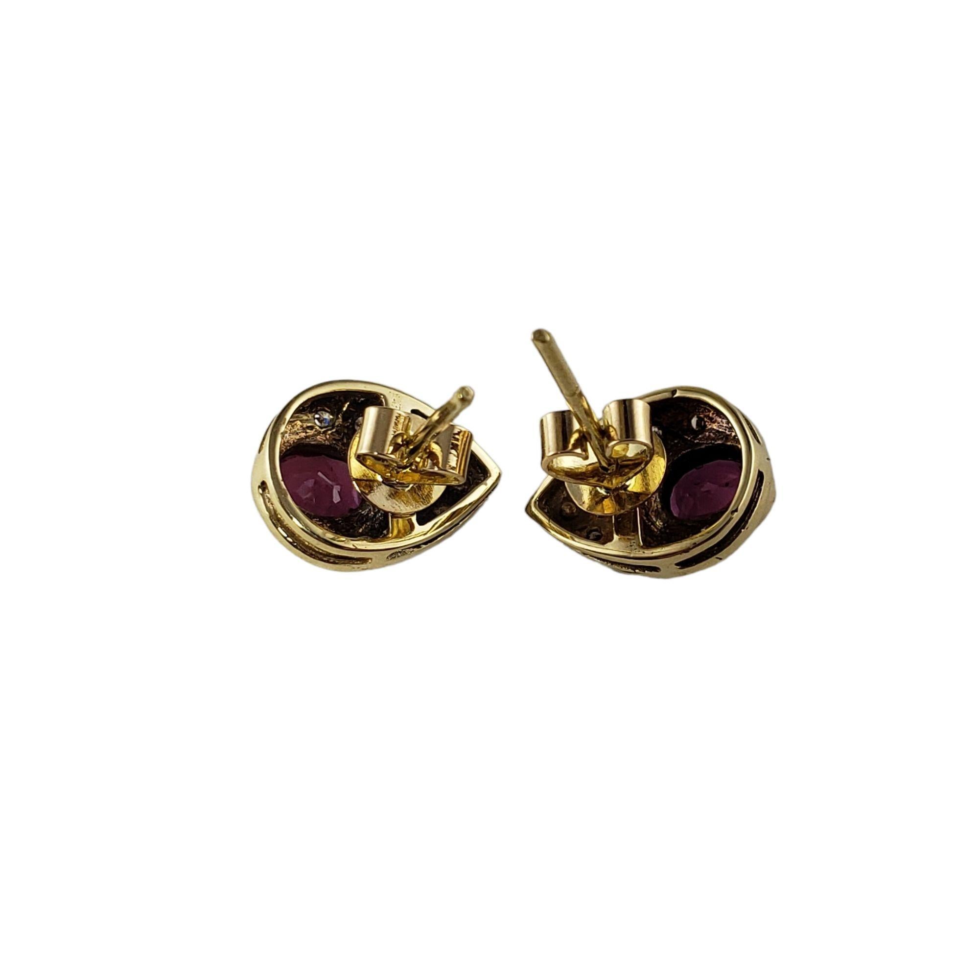 14 Karat Yellow Gold Purple Sapphire and Diamond Tear Drop Earrings In Good Condition For Sale In Washington Depot, CT