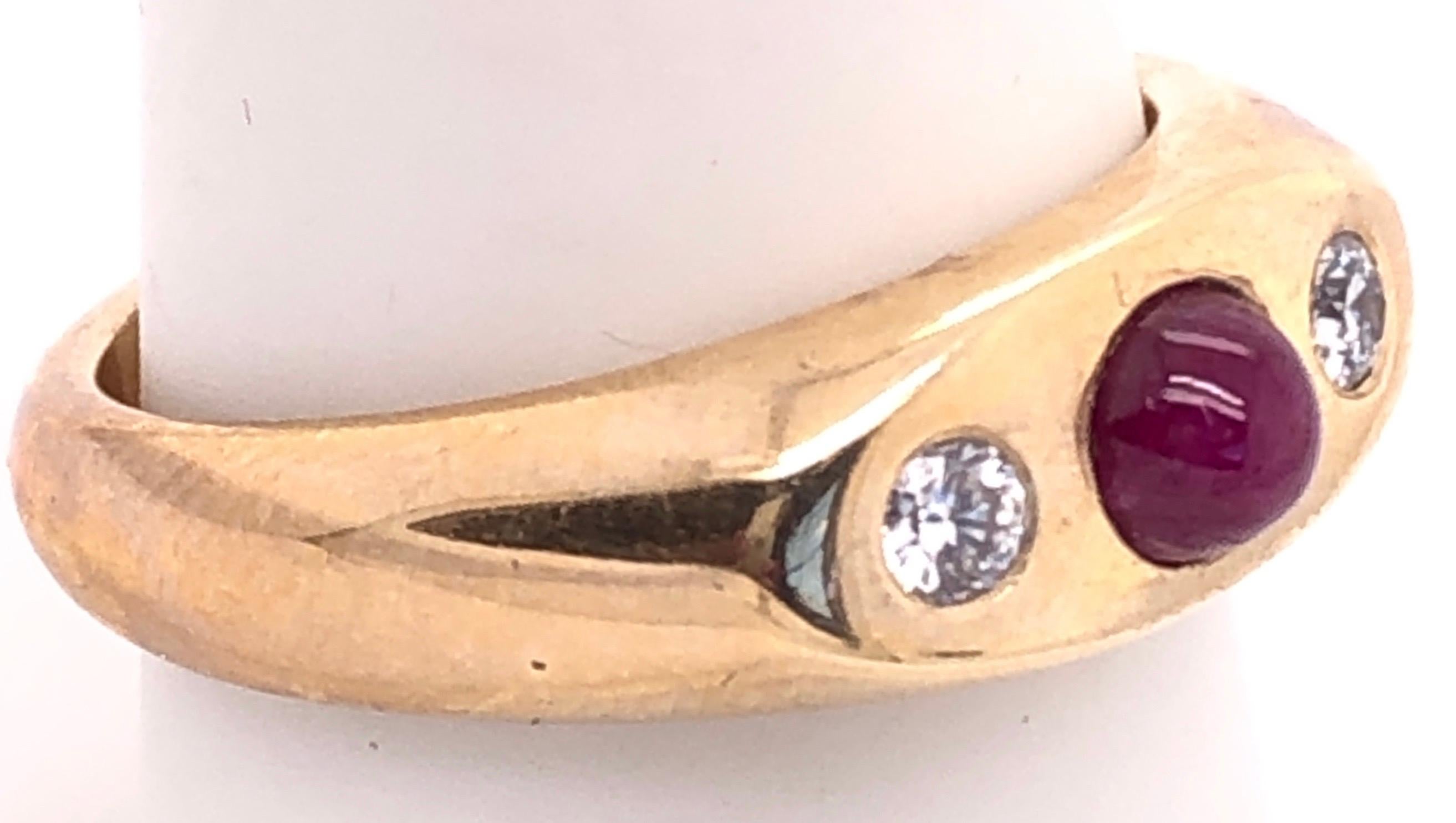 14 Karat Yellow Gold Ruby Cabochon Solitaire With Diamond Accents Ring In Good Condition For Sale In Stamford, CT