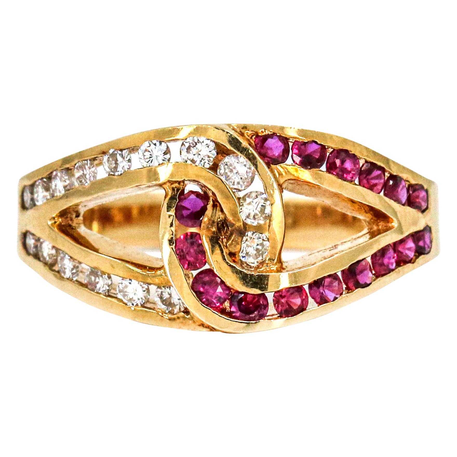 14 Karat Yellow Gold Ruby Diamond Interlocking Loops Band Ring For Sale