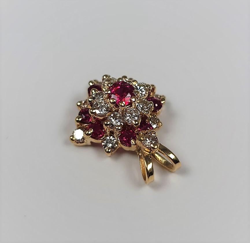 Round Cut 14 Karat Yellow Gold Ruby Diamond Pendant and Chain For Sale