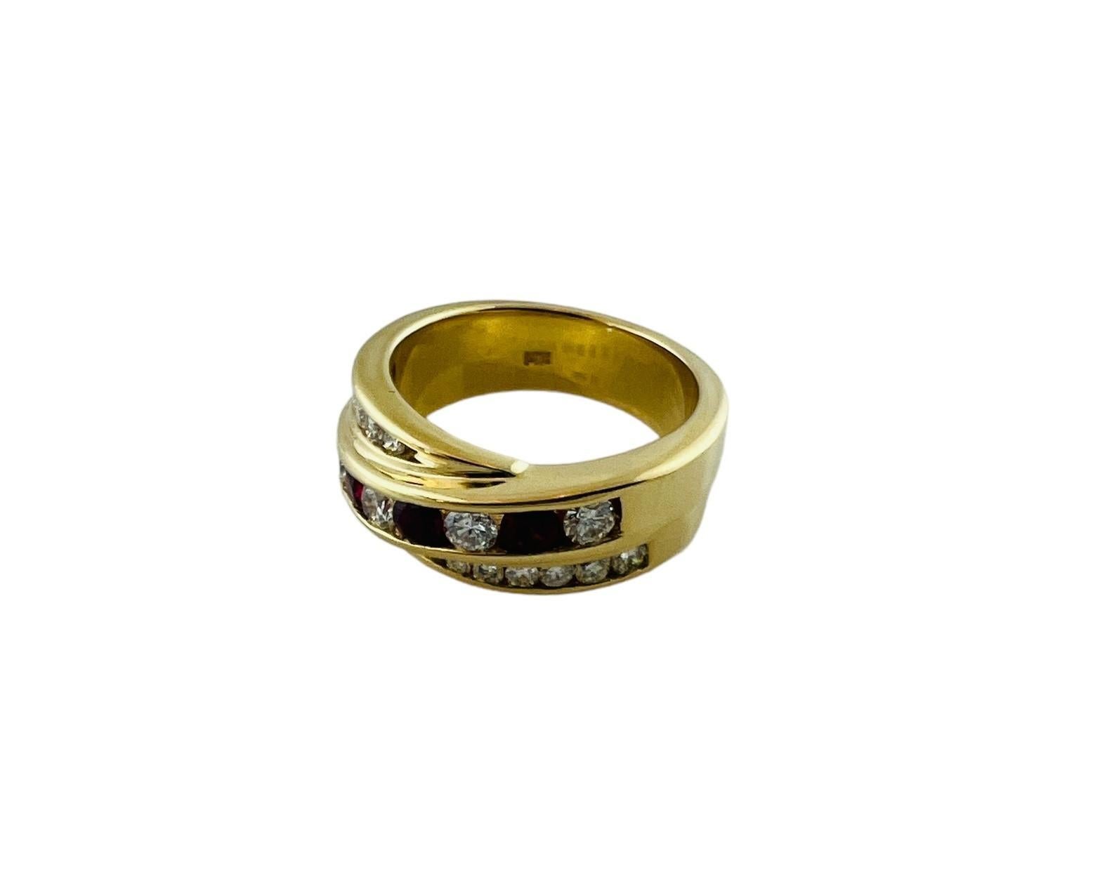 Round Cut 14 Karat Yellow Gold Ruby & Diamond Ring Size 5.75 JAGi Certified#16638 For Sale