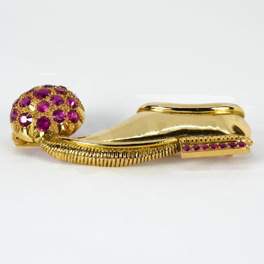 Round Cut 14 Karat Yellow Gold Ruby Tsarouchi Shoe Brooch For Sale