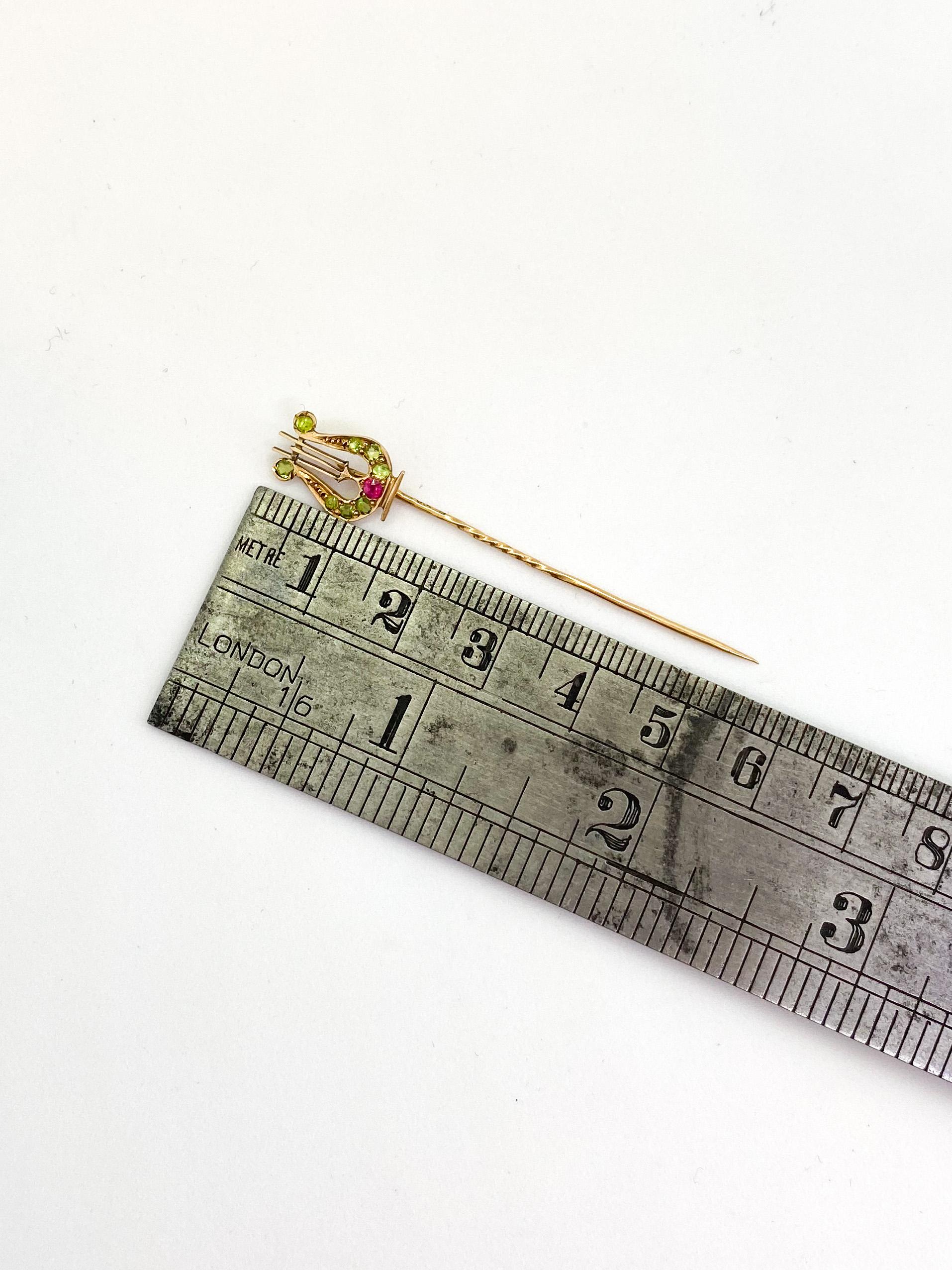 14 Karat Yellow Gold Russia Lyre Stickpin 56 Russian Gold In Fair Condition For Sale In Orimattila, FI