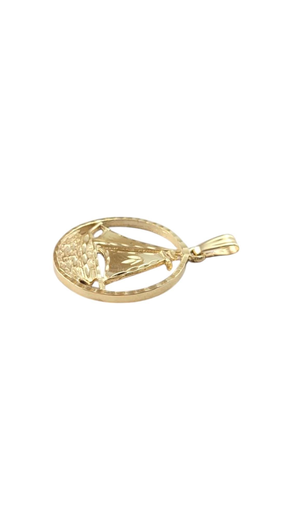 Breloque voilier en or jaune 14 carats #21271 en vente 1