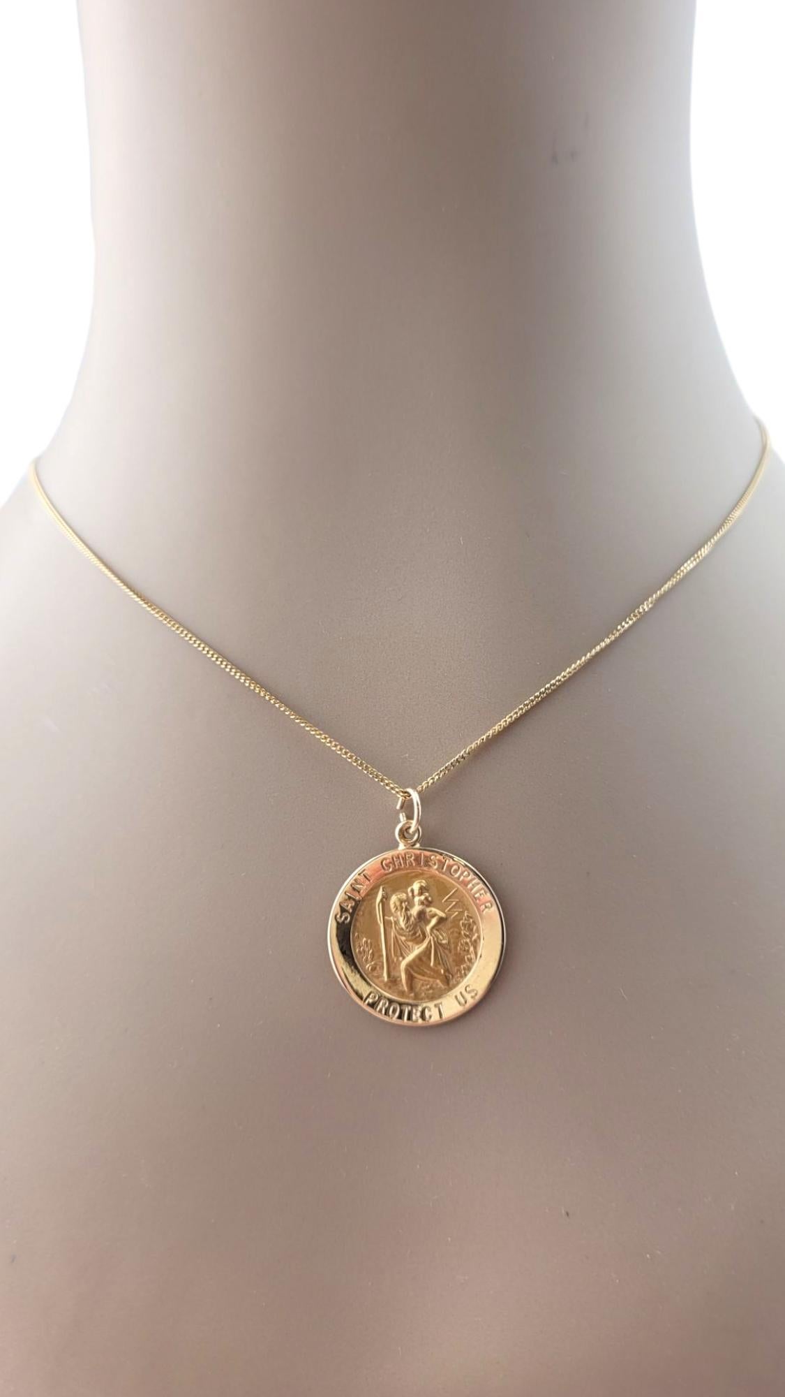 Pendentif Saint Christopher en or jaune 14 carats #21276 en vente 5