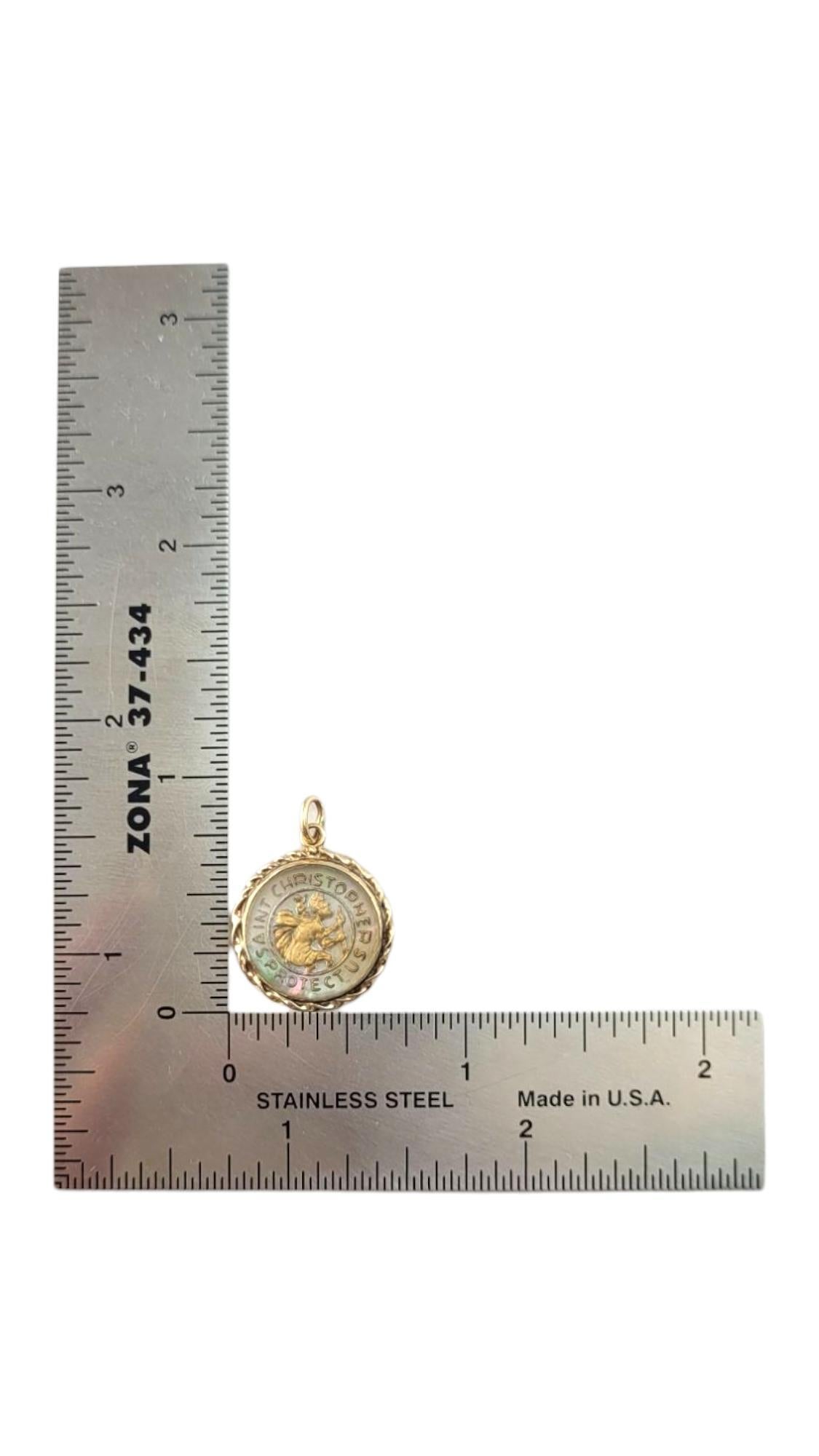 Ciondolo Saint Christopher in oro giallo 14 carati #21313 in vendita 3