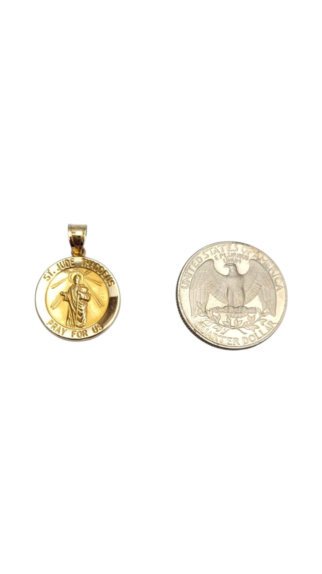 14 Karat Yellow Gold Saint Jude Pendant #21633 Pour femmes en vente