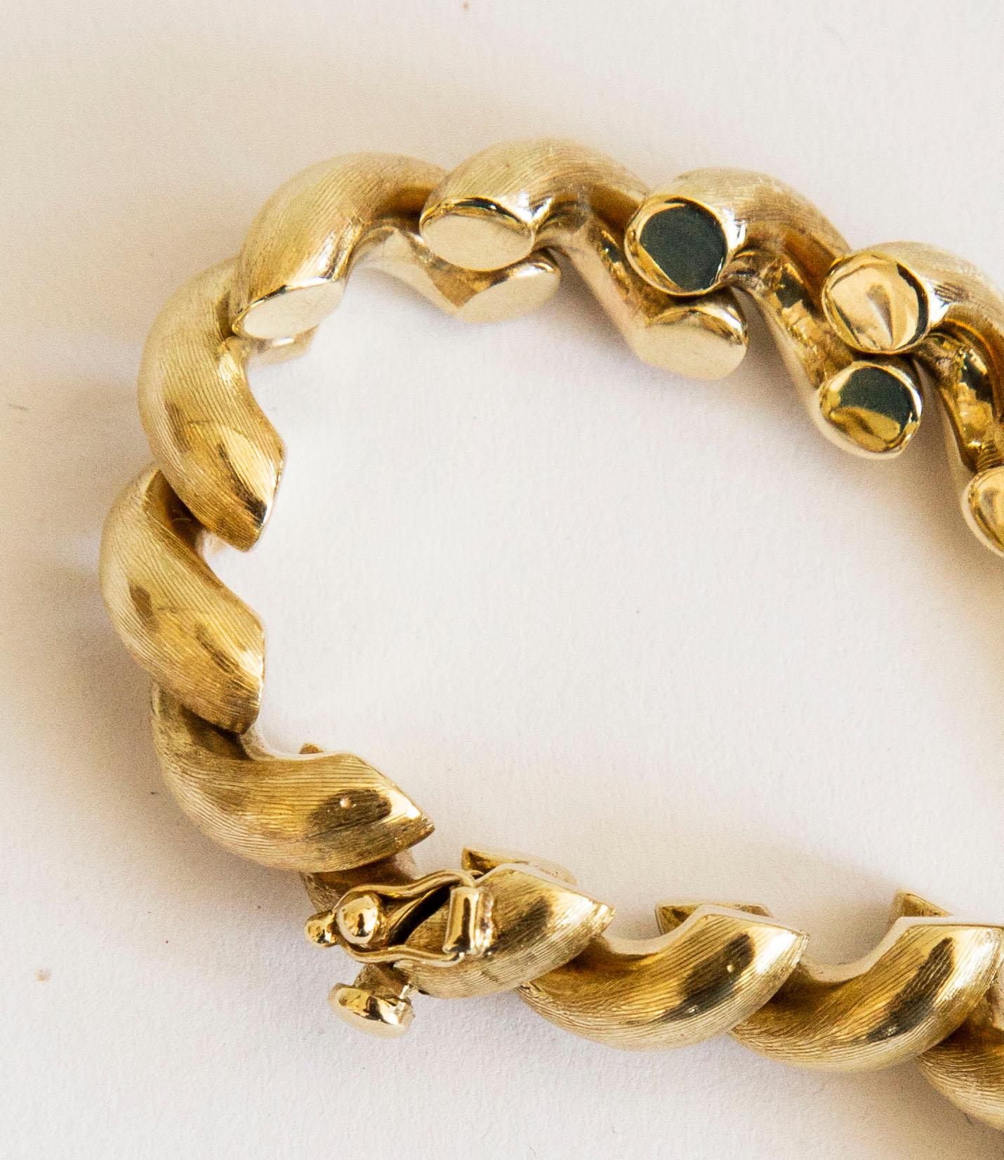 Women's or Men's 14 Karat Yellow Gold San Marco Macaroni Link Bracelet For Sale