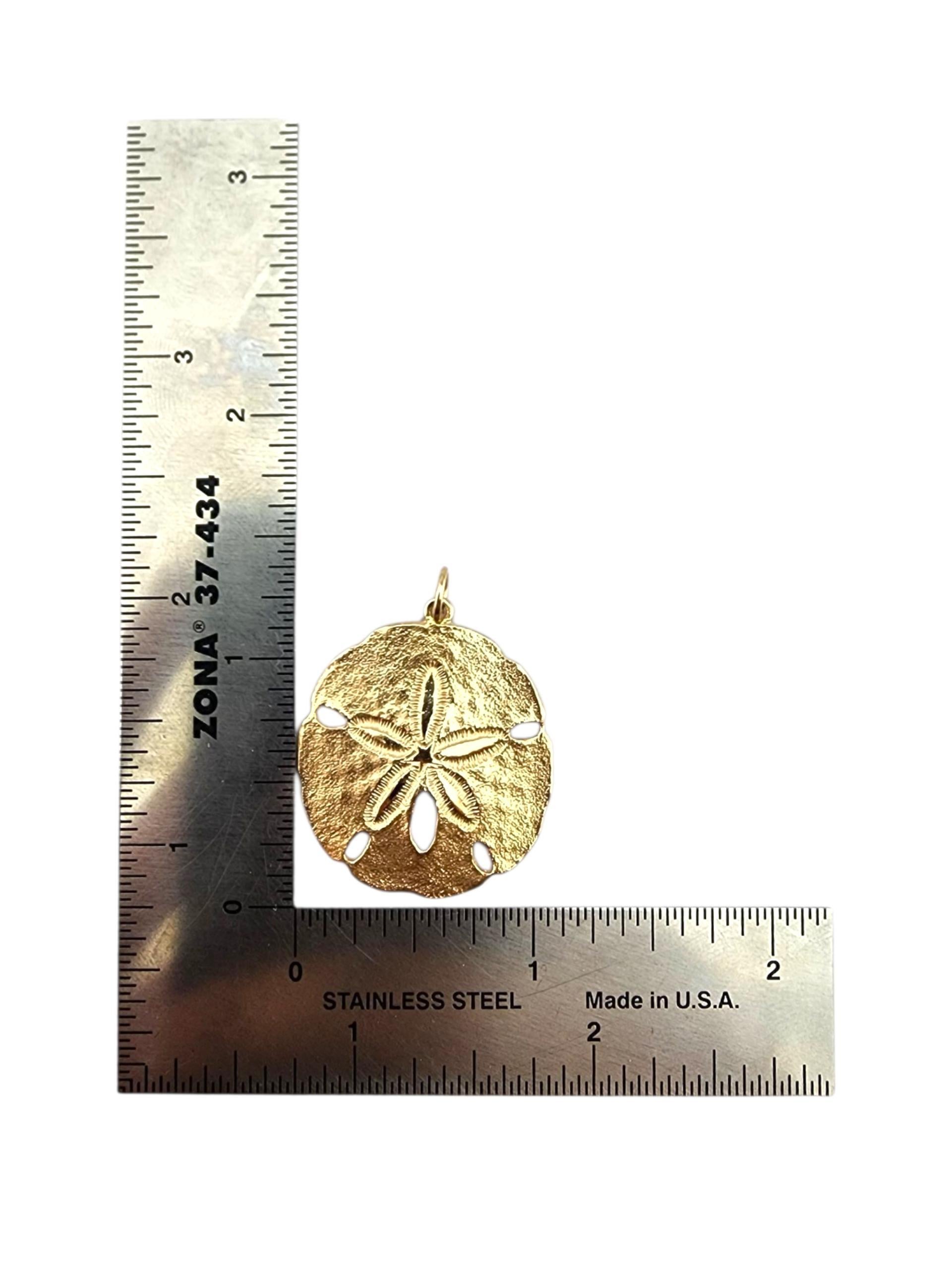 Ciondolo a forma di dollaro della sabbia in oro giallo 14 carati #23171 in vendita 3