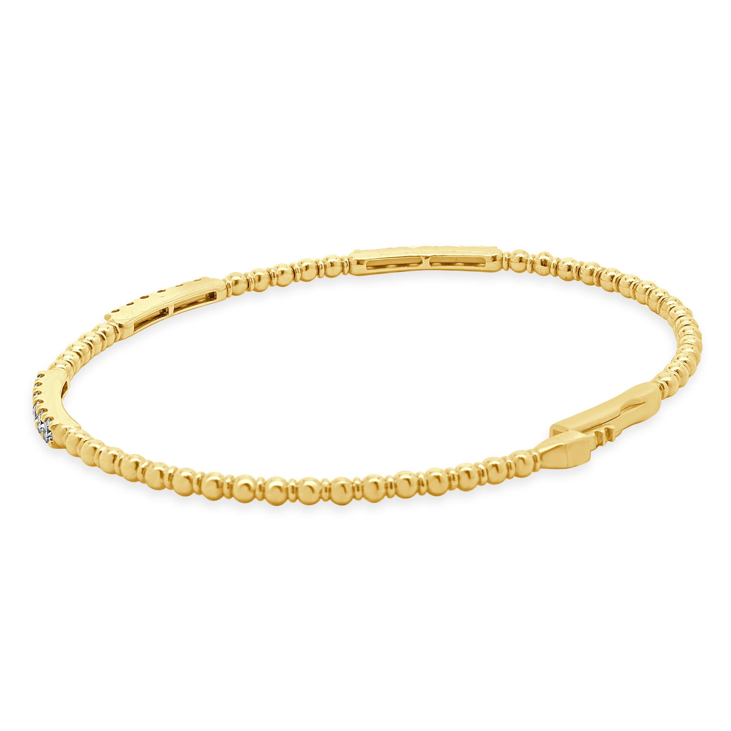 14 Karat Yellow Gold Sapphire and Diamond Bangle Bracelet In condizioni ottime in vendita a Scottsdale, AZ