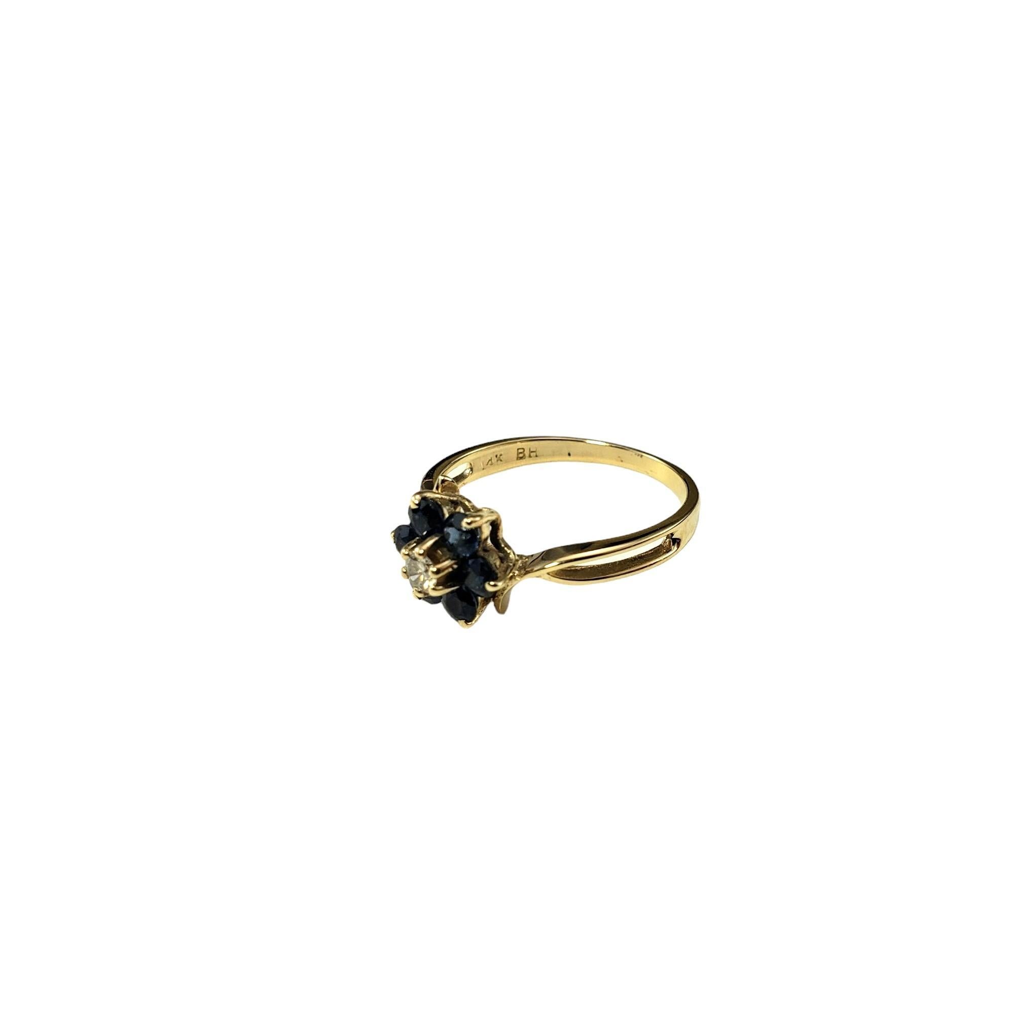 Brilliant Cut 14 Karat Yellow Gold Sapphire and Diamond Flower Ring Size 5.5 #17146 For Sale