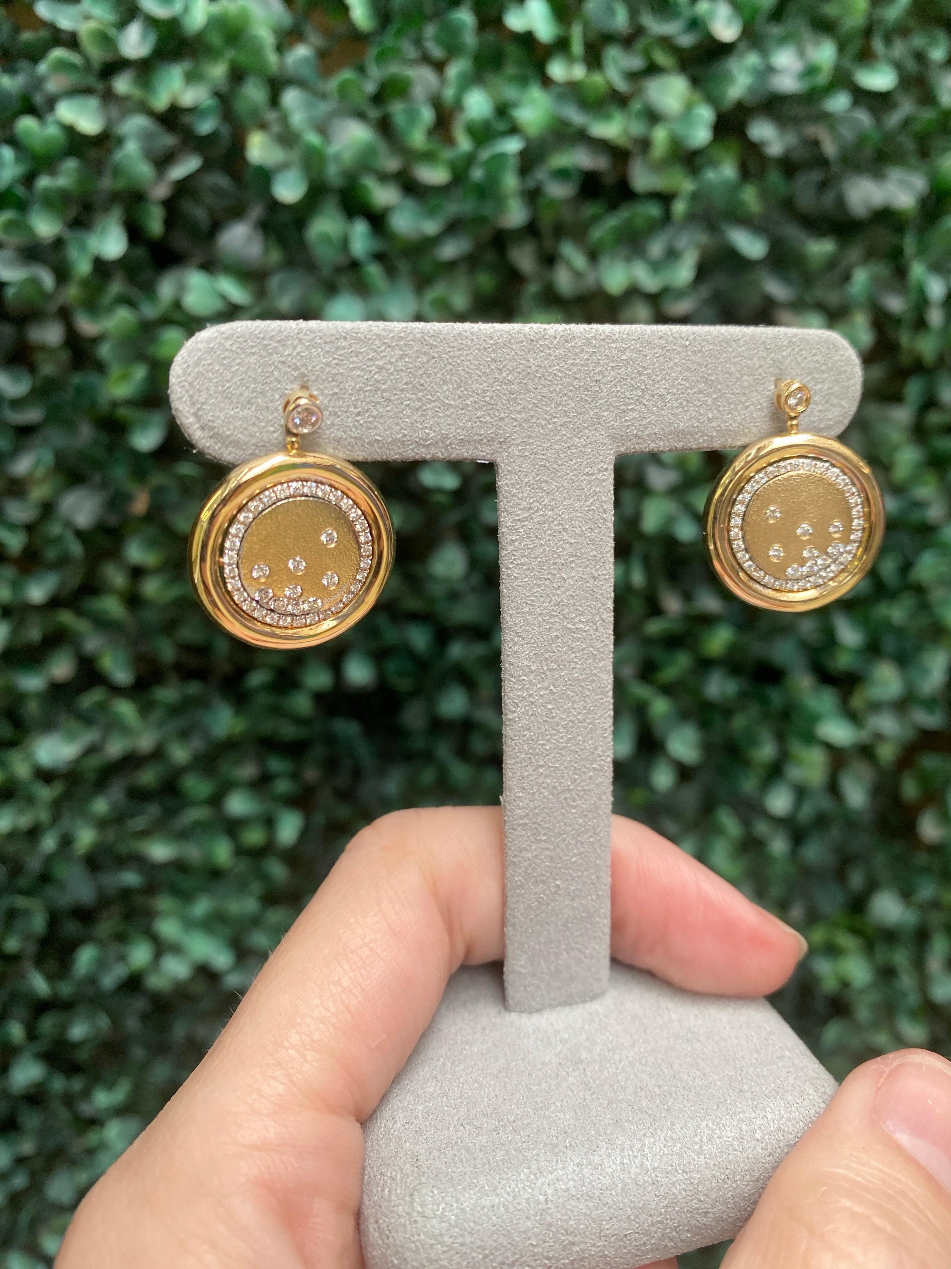 14 Karat Gelbgold-Tropfenohrringe mit gesprenkelten Diamanten im Angebot 12
