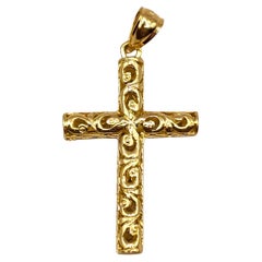 Pendentif croix à volutes en or jaune 14 carats #19992