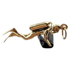 Charm per subacquei in oro giallo 14 carati #22258