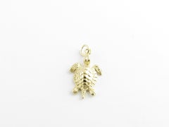 14 Karat Yellow Gold Sea Turtle Charm