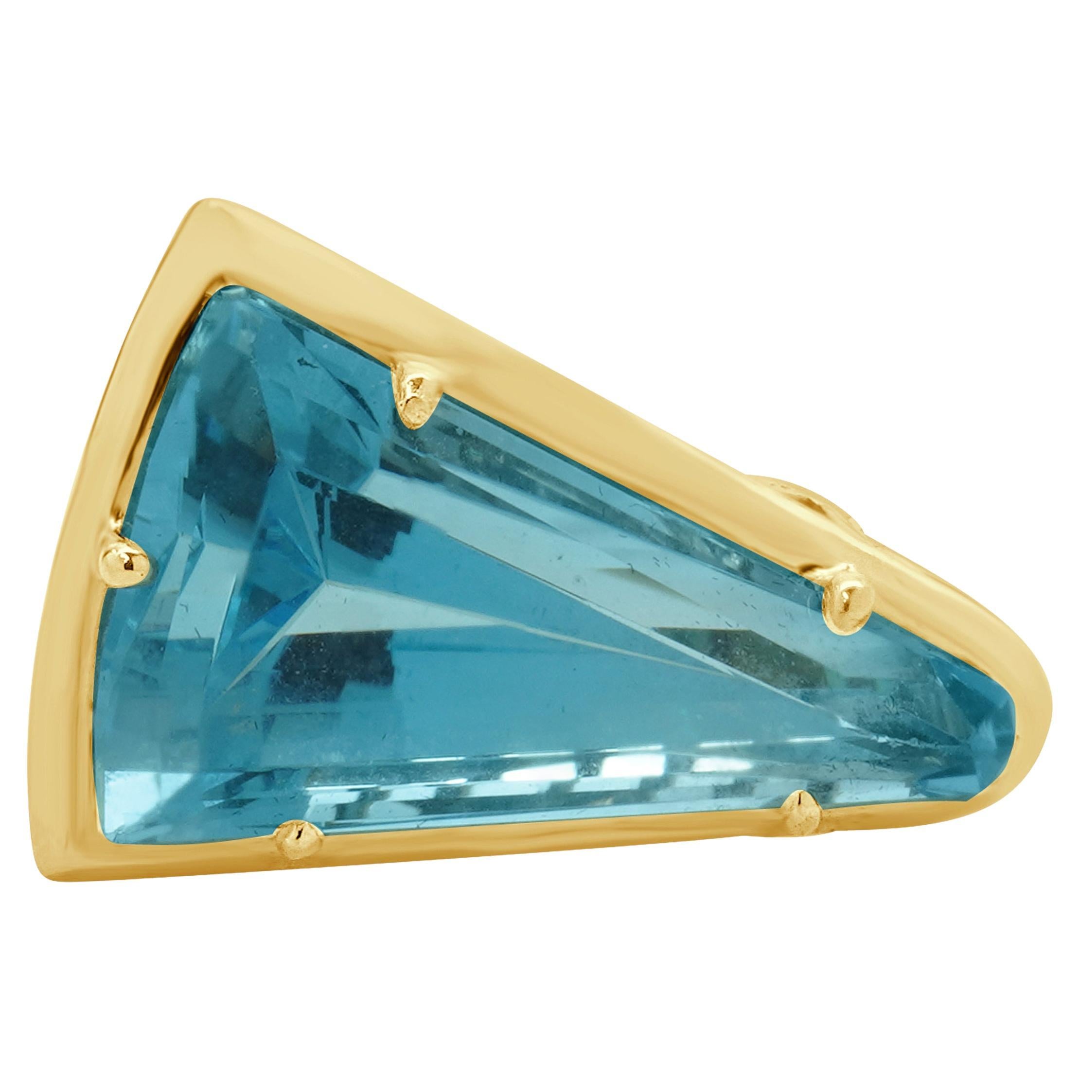 14 Karat Yellow Gold Shield Cut Blue Topaz Ring