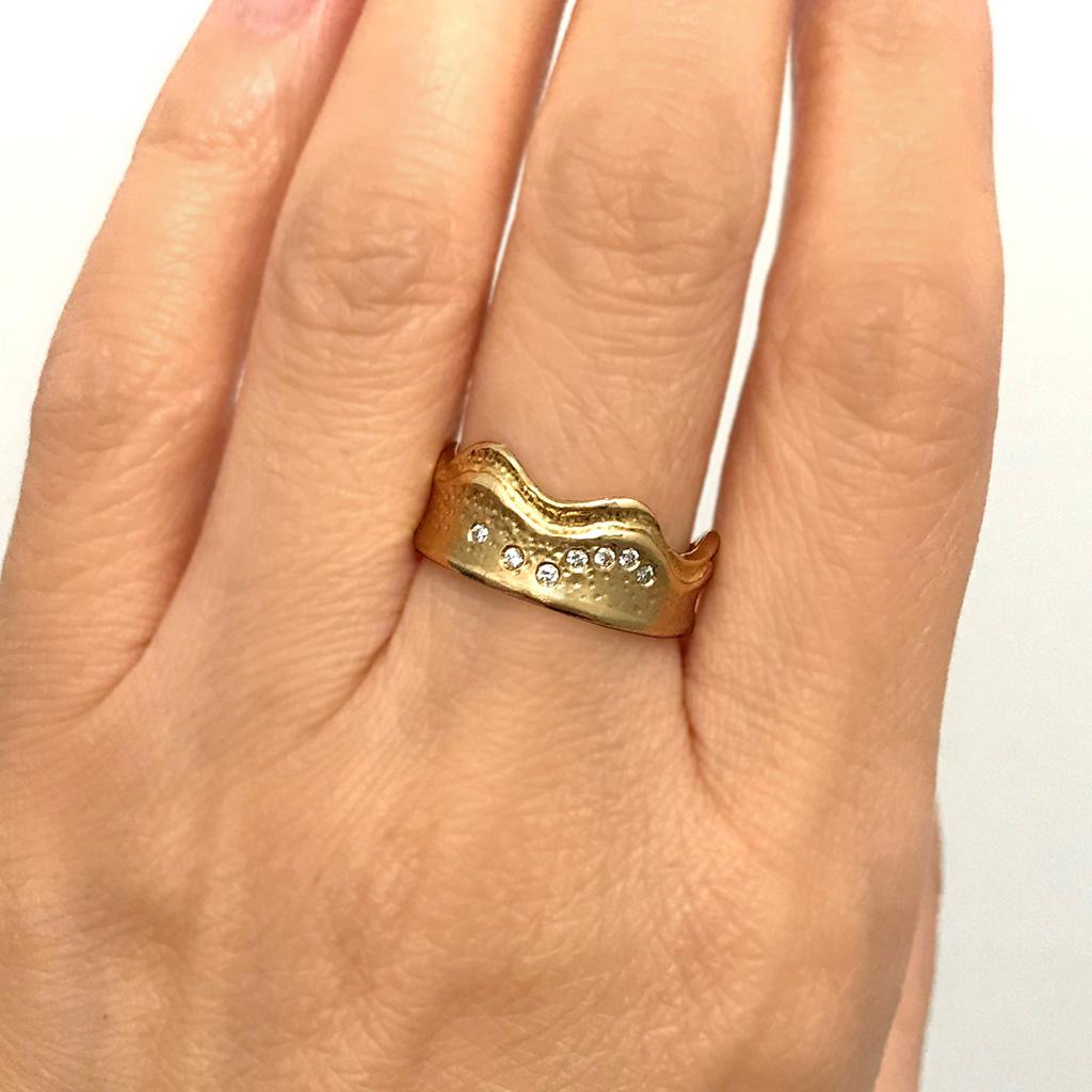 For Sale:  Small 14 Karat Yellow Gold Shoreline Ring with Diamonds from Keiko Mita 4