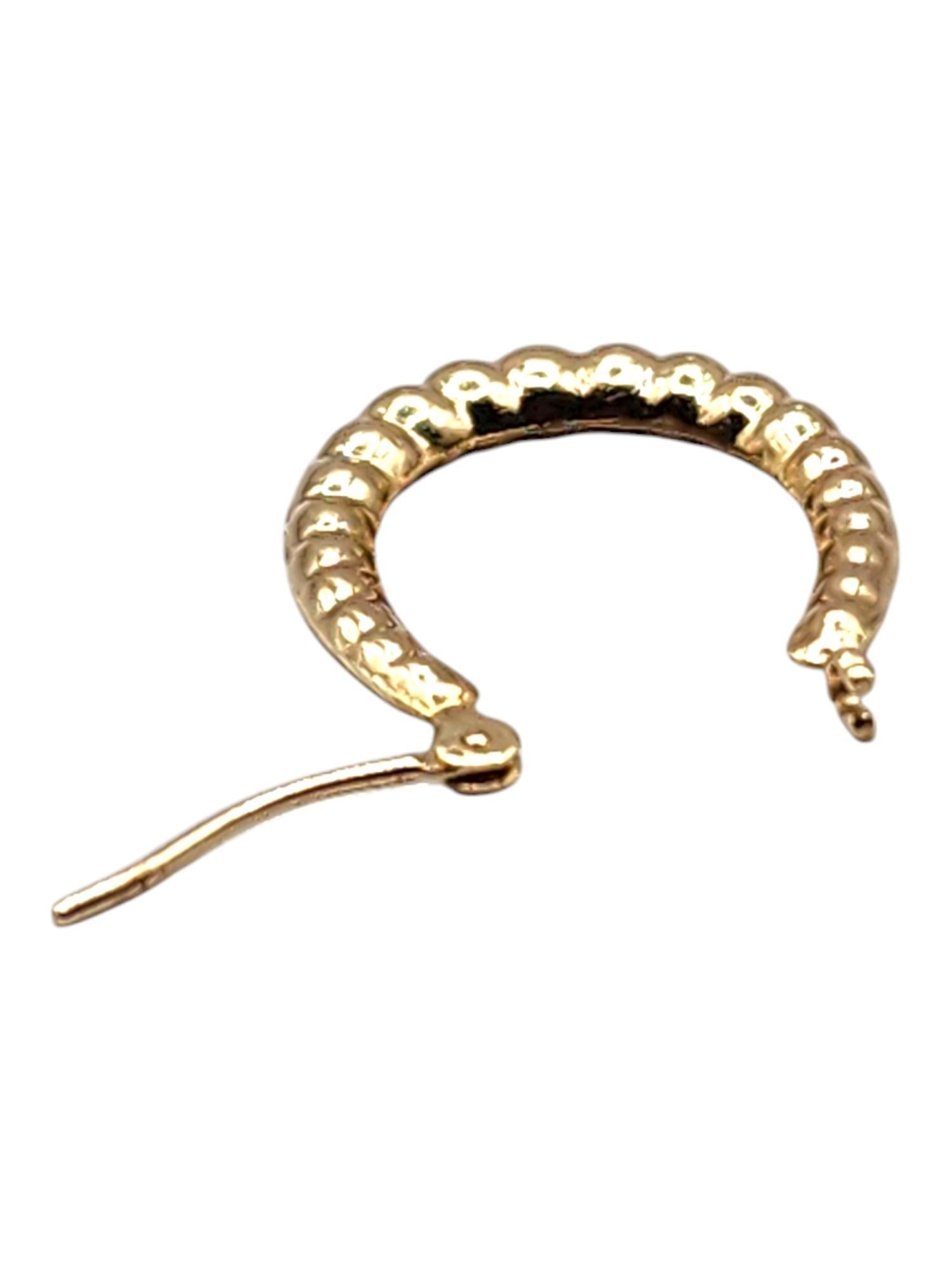 14 Karat Yellow Gold Shrimp Oval Hoop Earrings #20486 For Sale 2