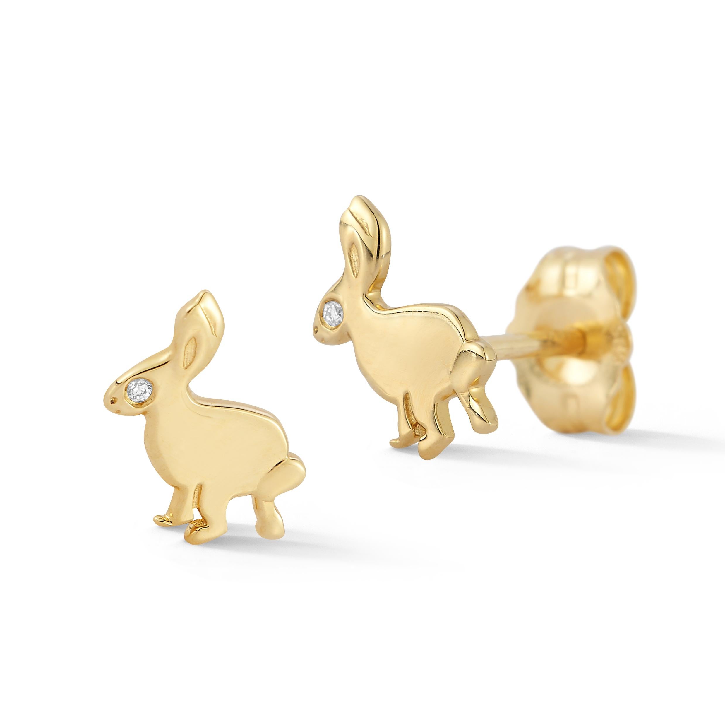 14 karat yellow gold small Bunny stud earrings with diamond eyes In New Condition For Sale In New York, NY