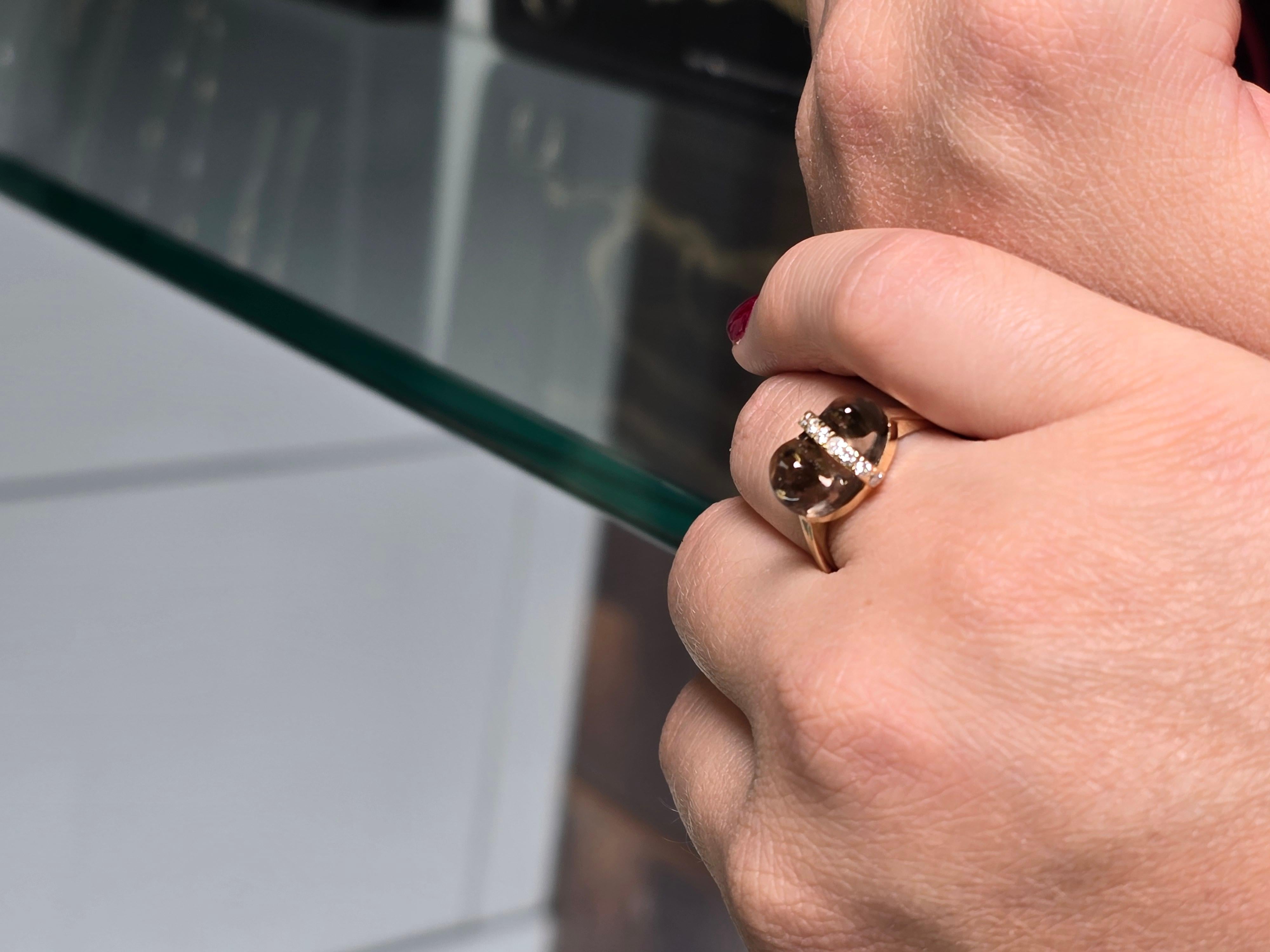 Bague en or jaune 14 carats avec quartz fumé et diamants en vente 4