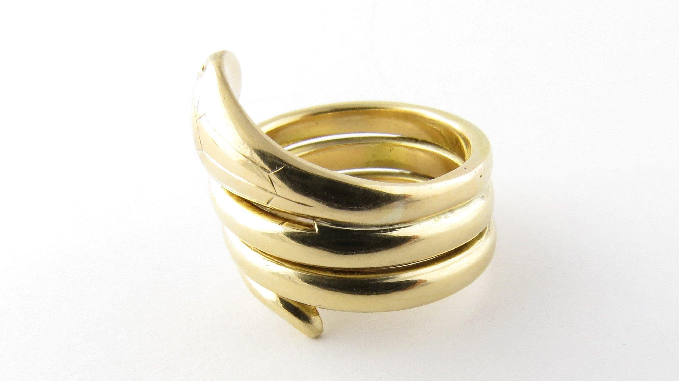 Vintage 14 Karat Yellow Gold Snake Ring Size 5

This stunning ring features a coiled snake beautifully detailed in polished 14K yellow gold. Shank measures 8 mm.

Ring Size: 5

Weight: 8.6 dwt. / 13.4 gr.

Hallmark: Acid tested for 14K gold.

Very