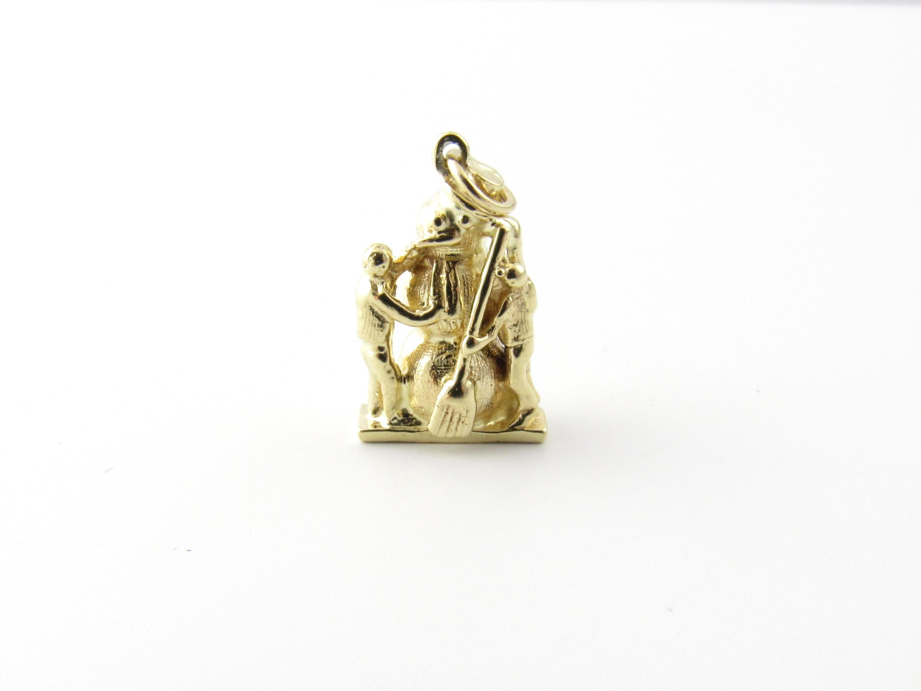 Vintage 14 Karat Yellow Gold Snowman Charm

Let it snow!

This lovely 3D charm features a wintry scene of two children building a snowman. Beautifully detailed in 14K yellow gold.

Size: 20 mm x 13 mm

Weight: 3.2 dwt. / 5.0 gr.

Stamped: 14K

Very