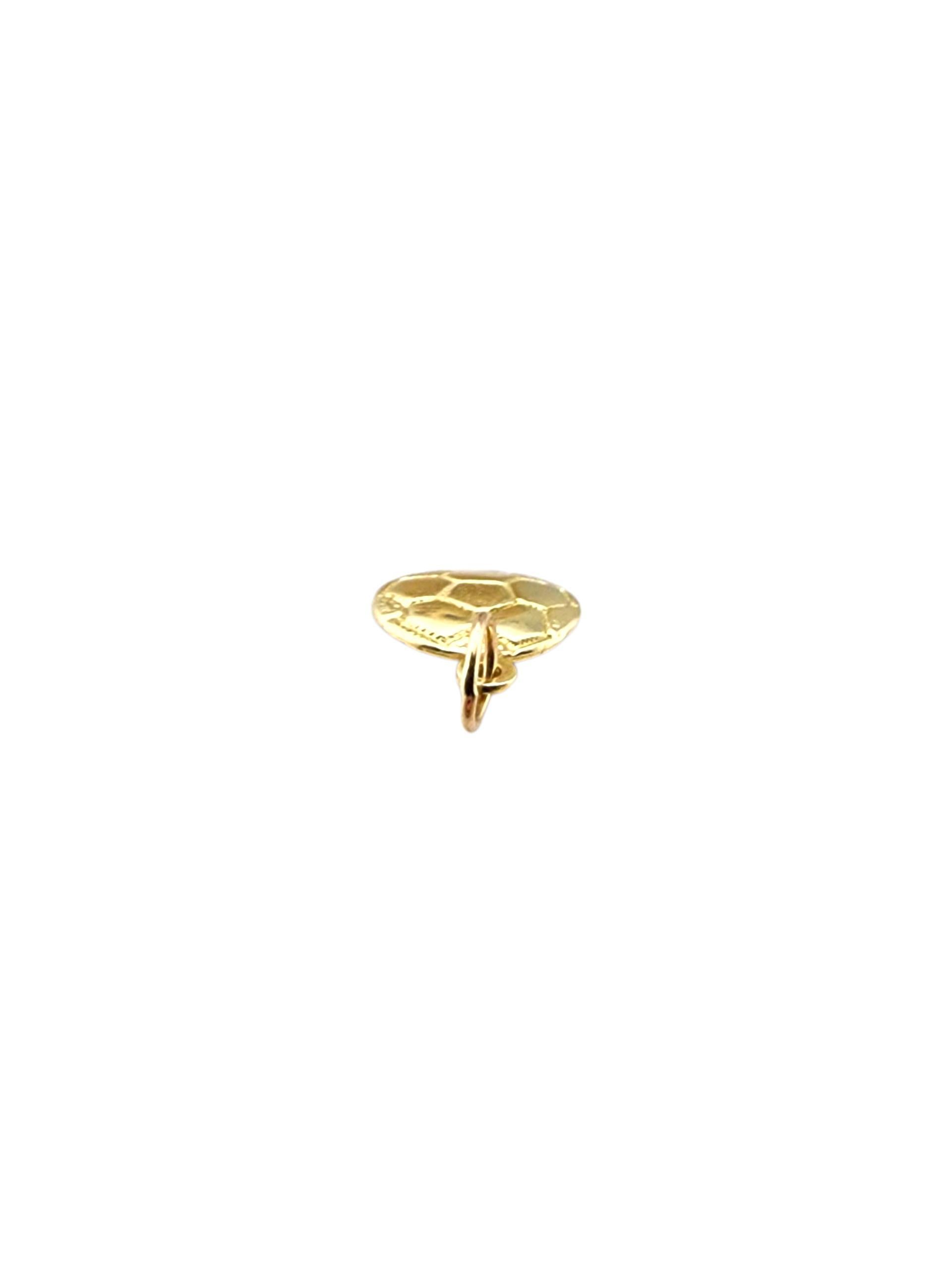 Donna Charm a forma di pallone da calcio in oro giallo 14 carati #22801 in vendita