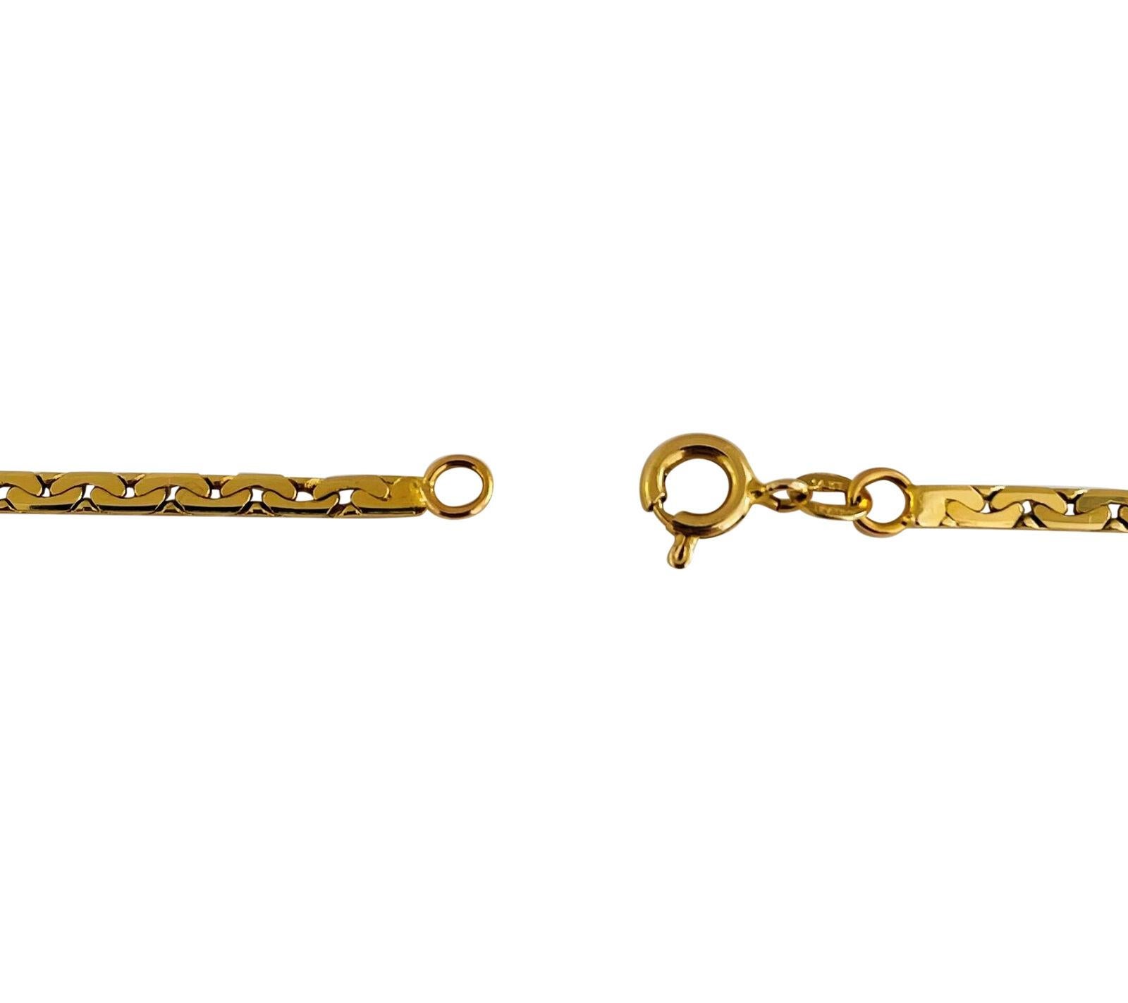 14 Karat  Yellow Gold Solid Flat Cobra Link Chain Necklace Italy In Good Condition In Guilford, CT