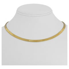 14 Karat Yellow Gold Solid Flat Omega Link Necklace Italy 