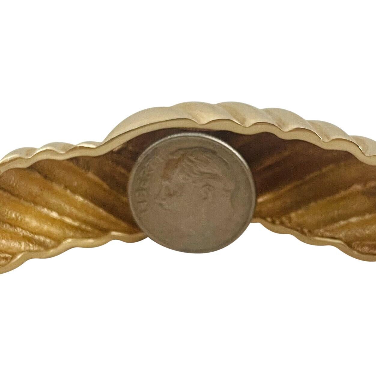 Women's or Men's 14 Karat Yellow Gold Solid Heavy Graduated Fancy Ribbed Bangle Bracelet  For Sale