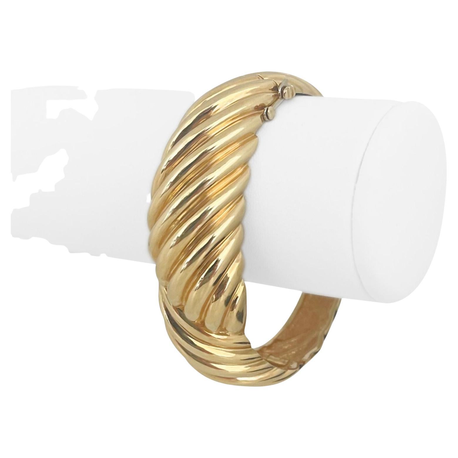 14 Karat Yellow Gold Solid Heavy Graduated Fancy Ribbed Bangle Bracelet  For Sale
