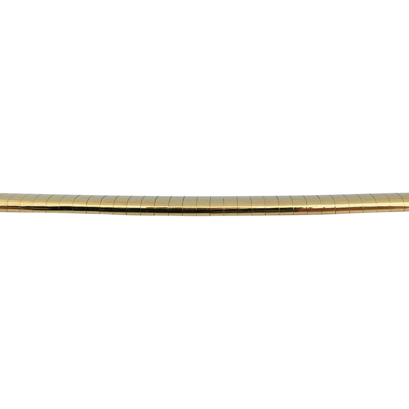 Women's or Men's 14 Karat Yellow Gold Solid Heavy Ladies Omega Link Necklace, Italy