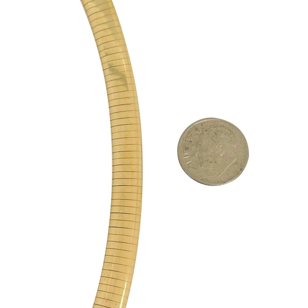 14 Karat Yellow Gold Solid Heavy Ladies Omega Link Necklace, Italy 1