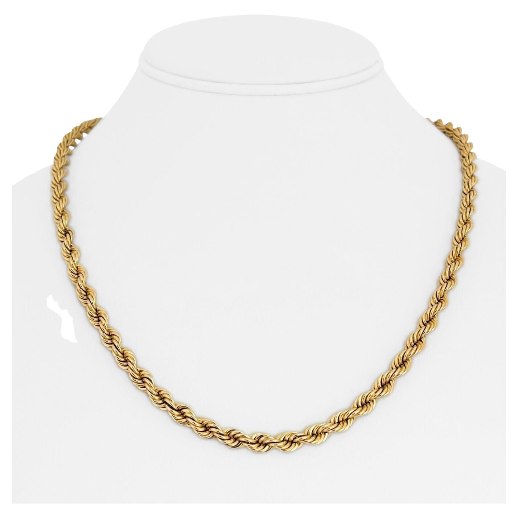Elegant, Long and Heavy 14 Karat Gold Necklace For Sale at 1stDibs