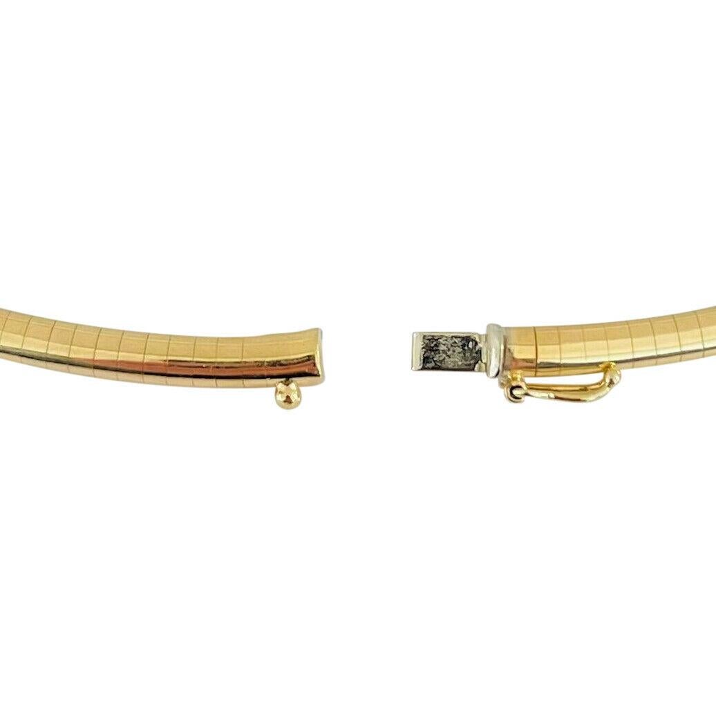 14 Karat Yellow Gold Solid Ladies Omega Link Necklace 2