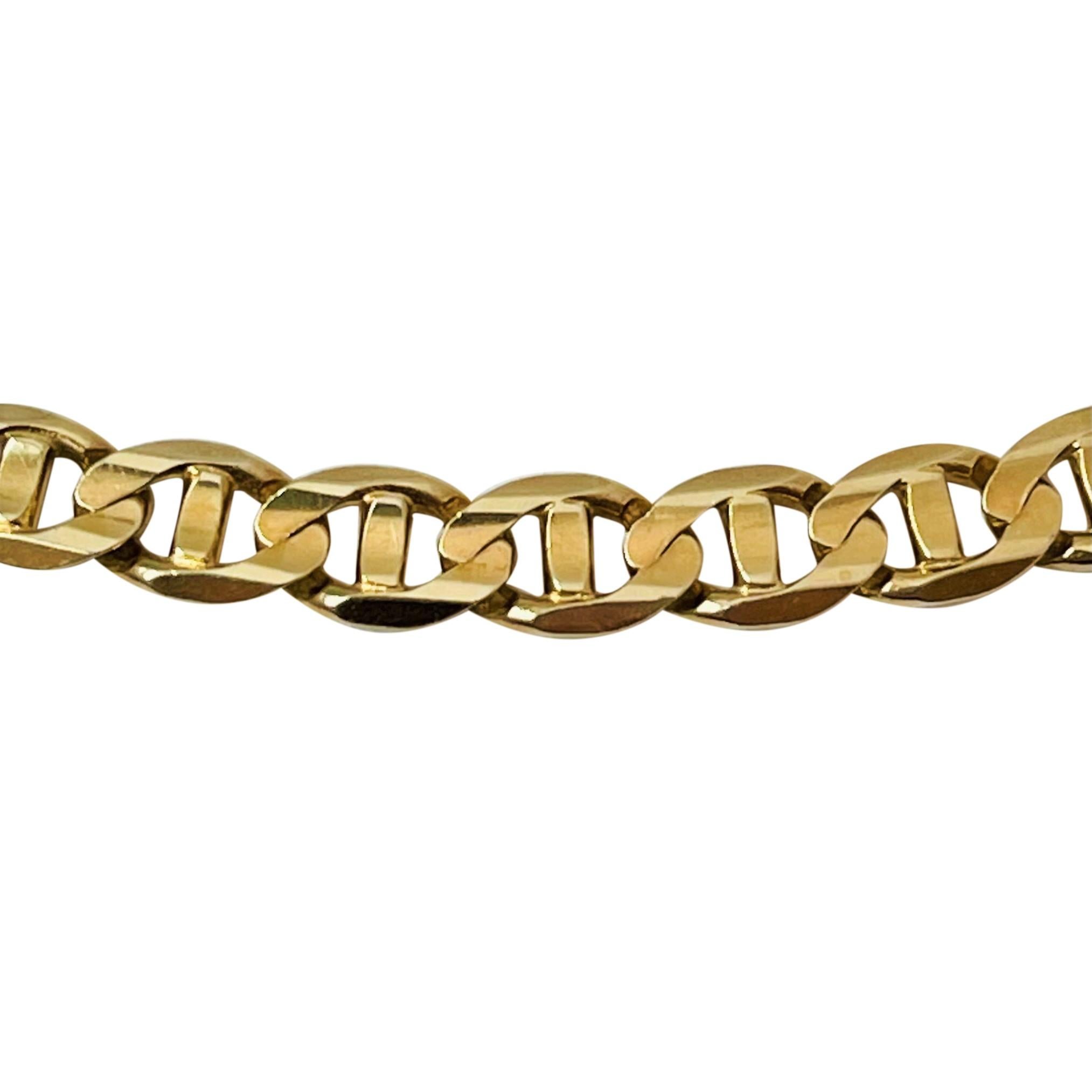 14 Karat Yellow Gold Solid Mariner Gucci Link Chain Necklace, Italy In Good Condition In Guilford, CT