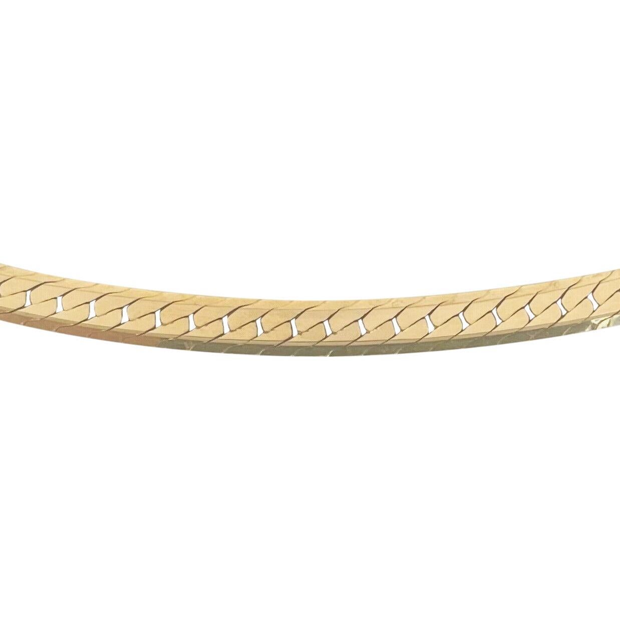 14 Karat Yellow Gold Solid Thick Beveled Edge Herringbone Necklace In Good Condition In Guilford, CT