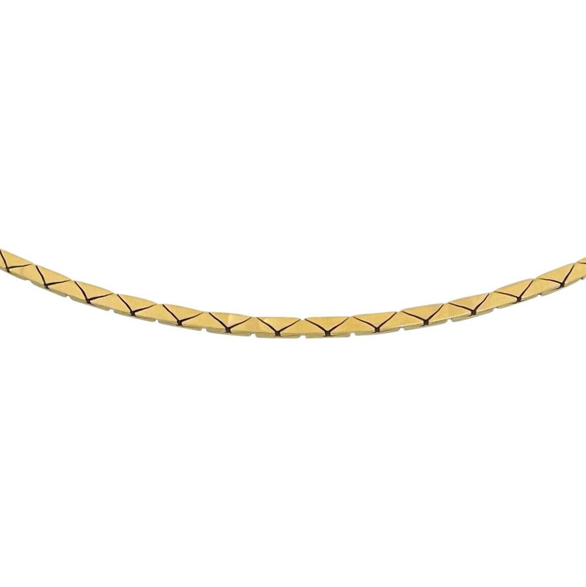 14 Karat Gelbgold massive, dicke, dreieckige Kobra-Gliederkette im Zustand „Gut“ in Guilford, CT