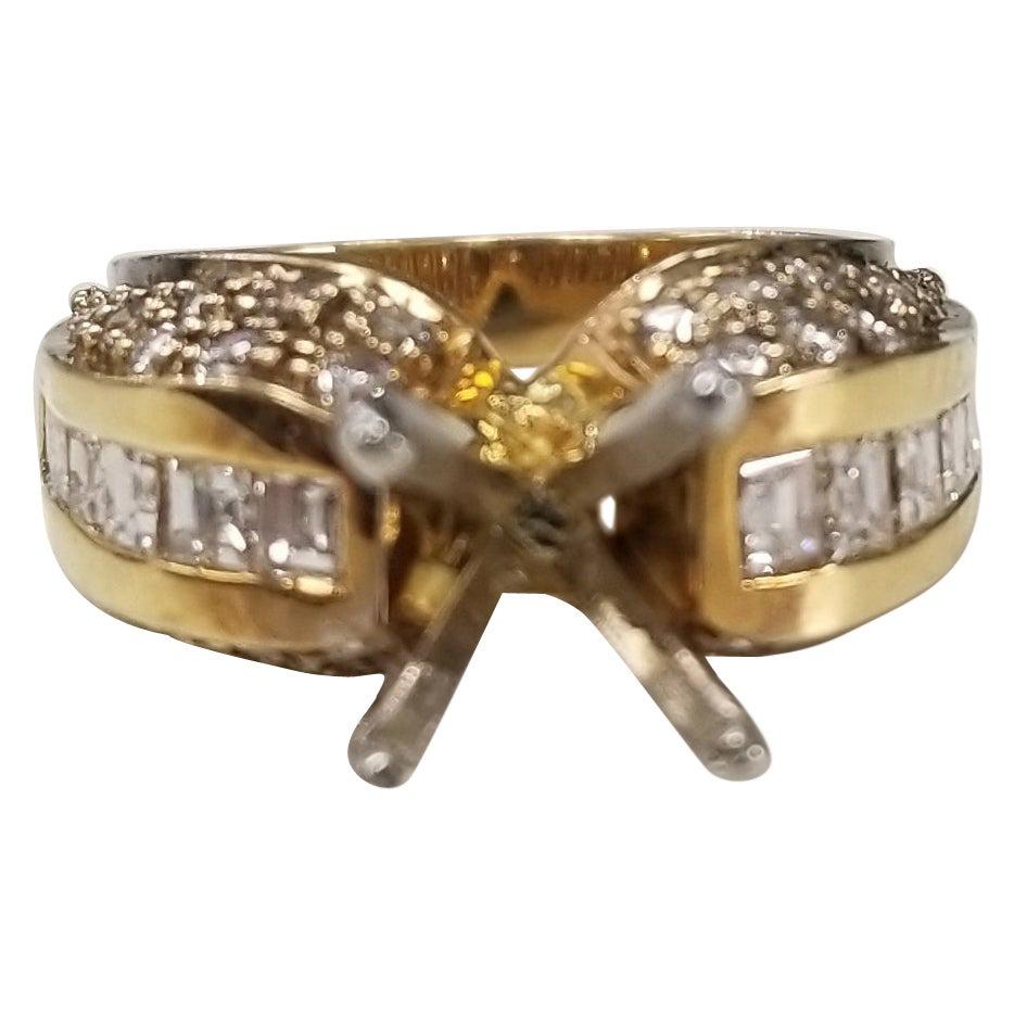 14 Karat Yellow Gold Square and Round Channel Pavé Set Ring For Sale