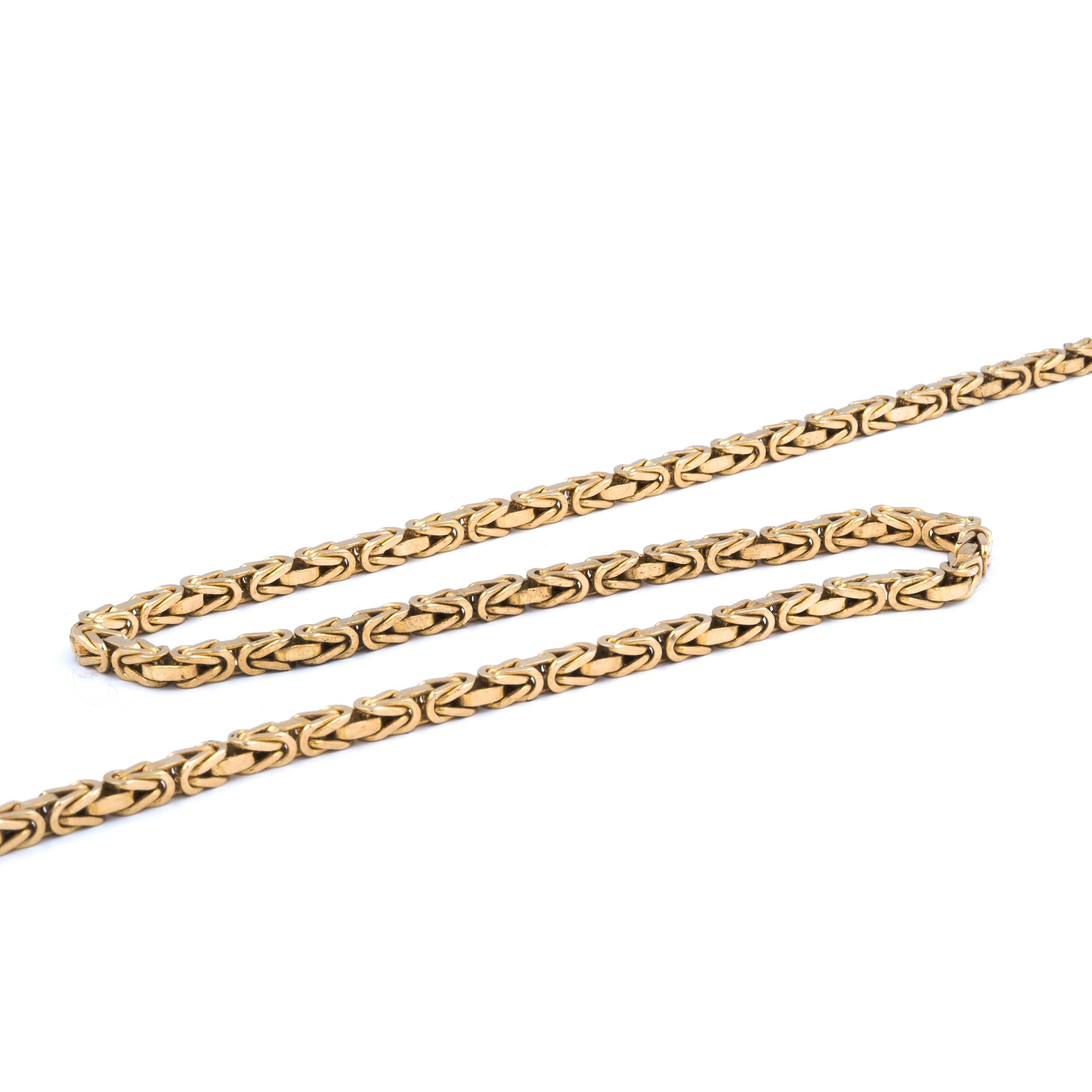 14 Karat Yellow Gold Square Byzantine Chain Necklace In Excellent Condition In Scottsdale, AZ