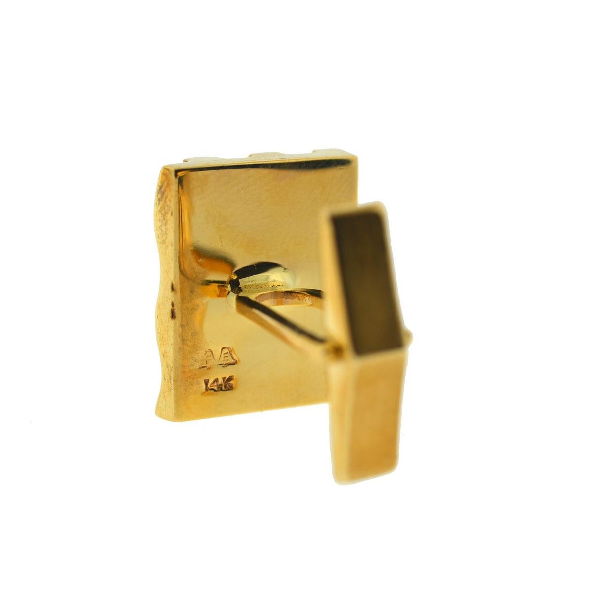 14 Karat Yellow Gold Square Ridged Cufflinks 2