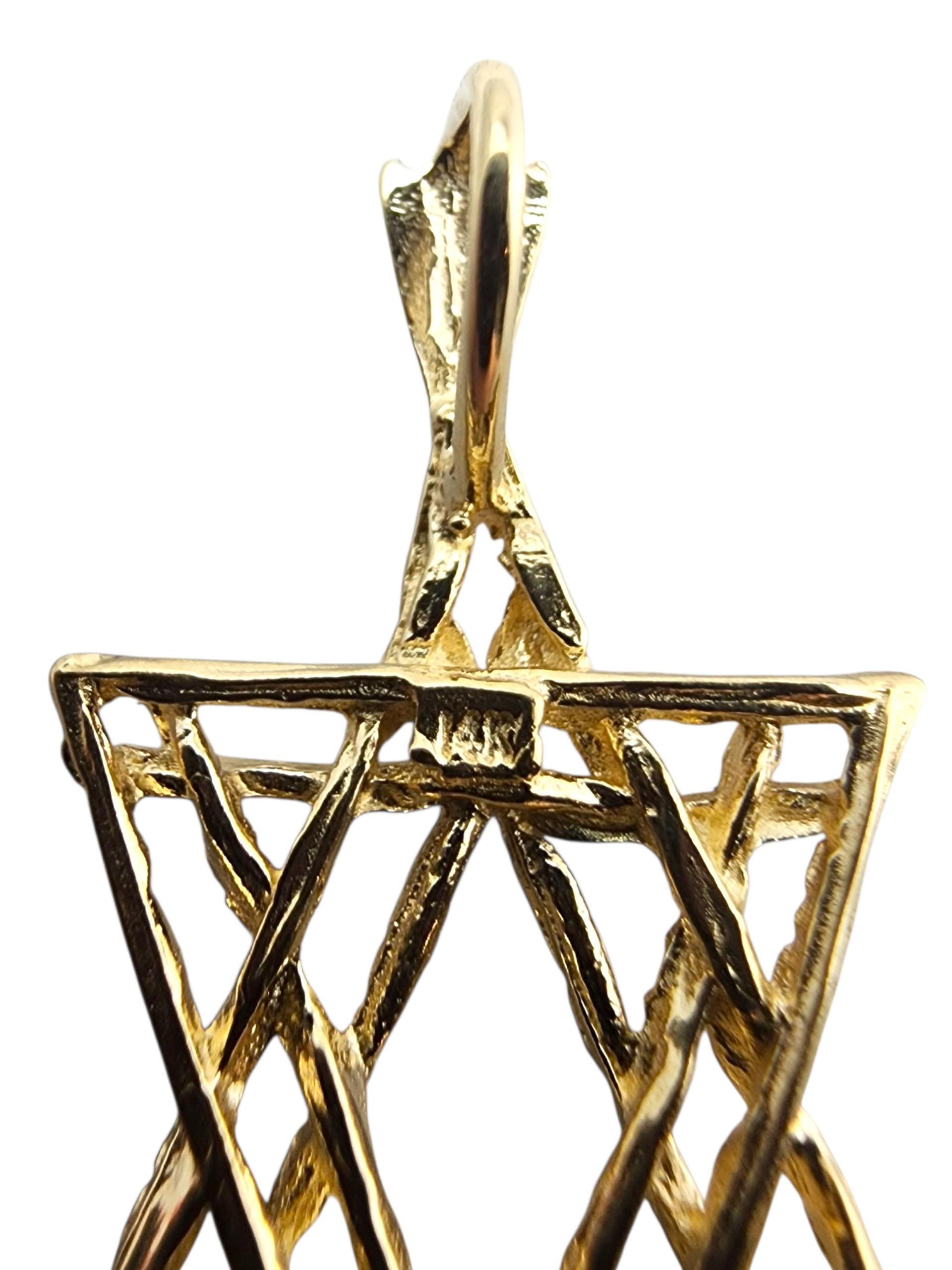 Pendentif étoile de David en or jaune 14 carats #23506 en vente 2