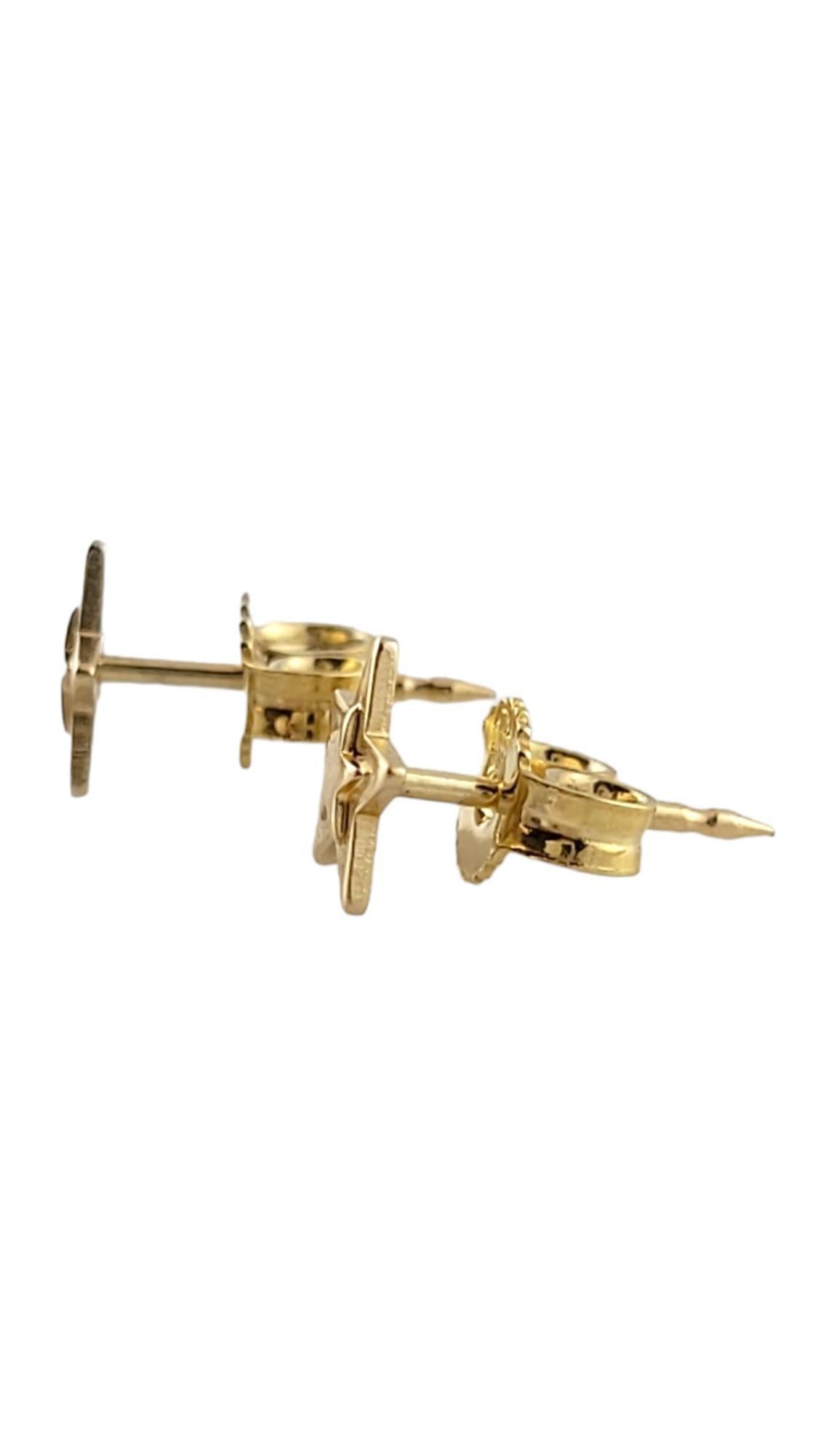 14 Karat Yellow Gold Star Stud Earrings #18219 In Good Condition In Washington Depot, CT