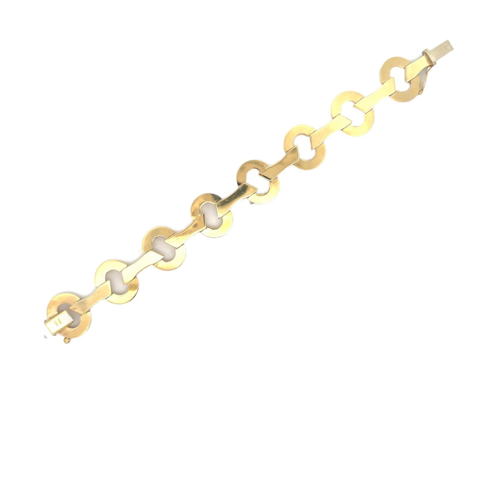 Women's 14 Karat Yellow Gold Stirrup Link Modern Bracelet For Sale