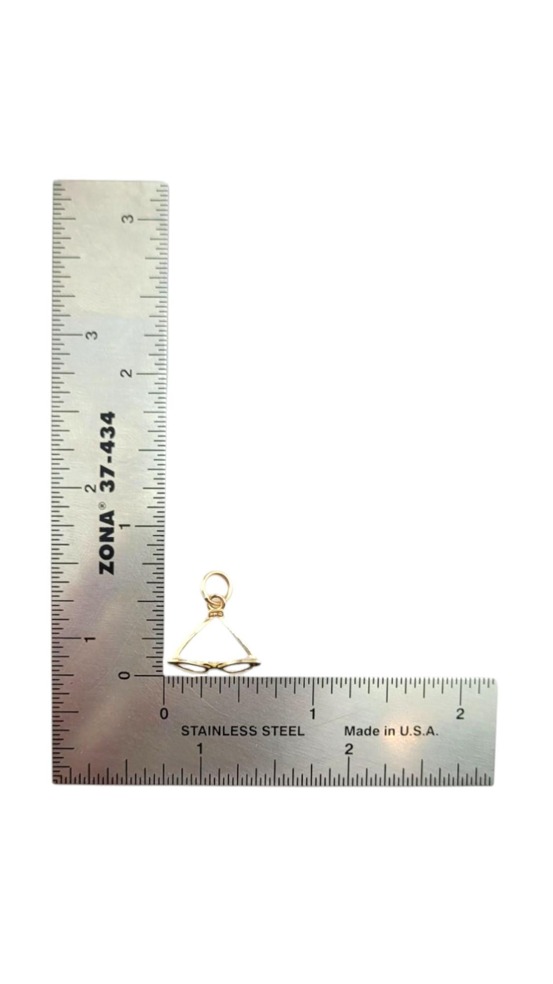 14 Karat Yellow Gold Sunglasses Charm #21137 For Sale 3